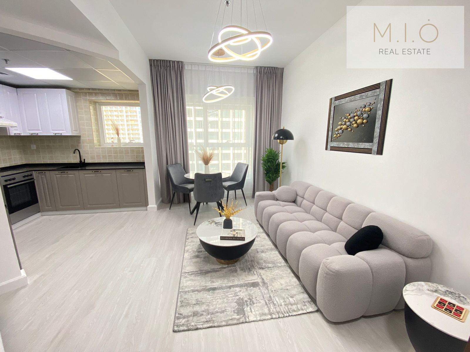 apartment card