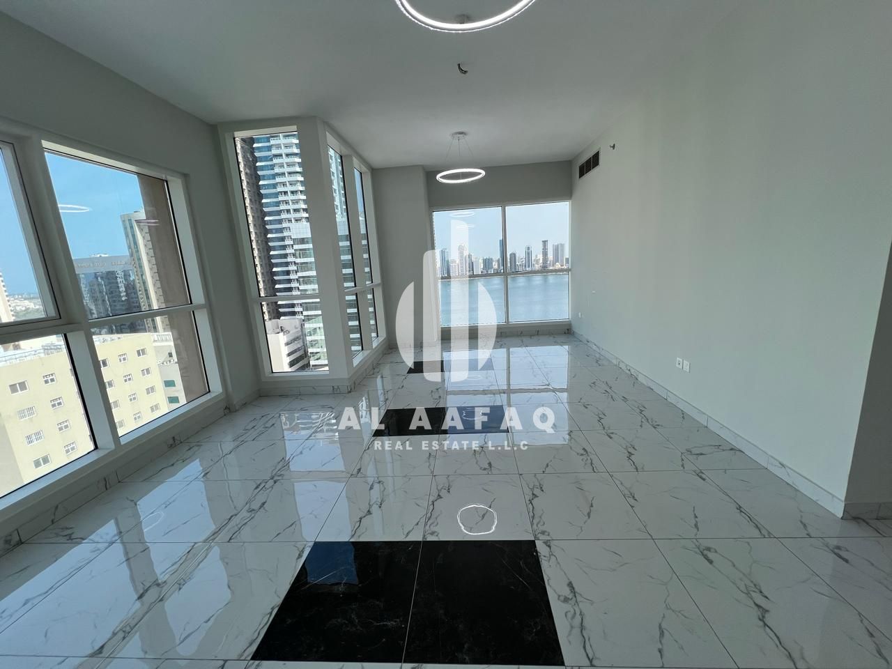 Luxurious 2BHK | Master bedroom | Gym free | parking free