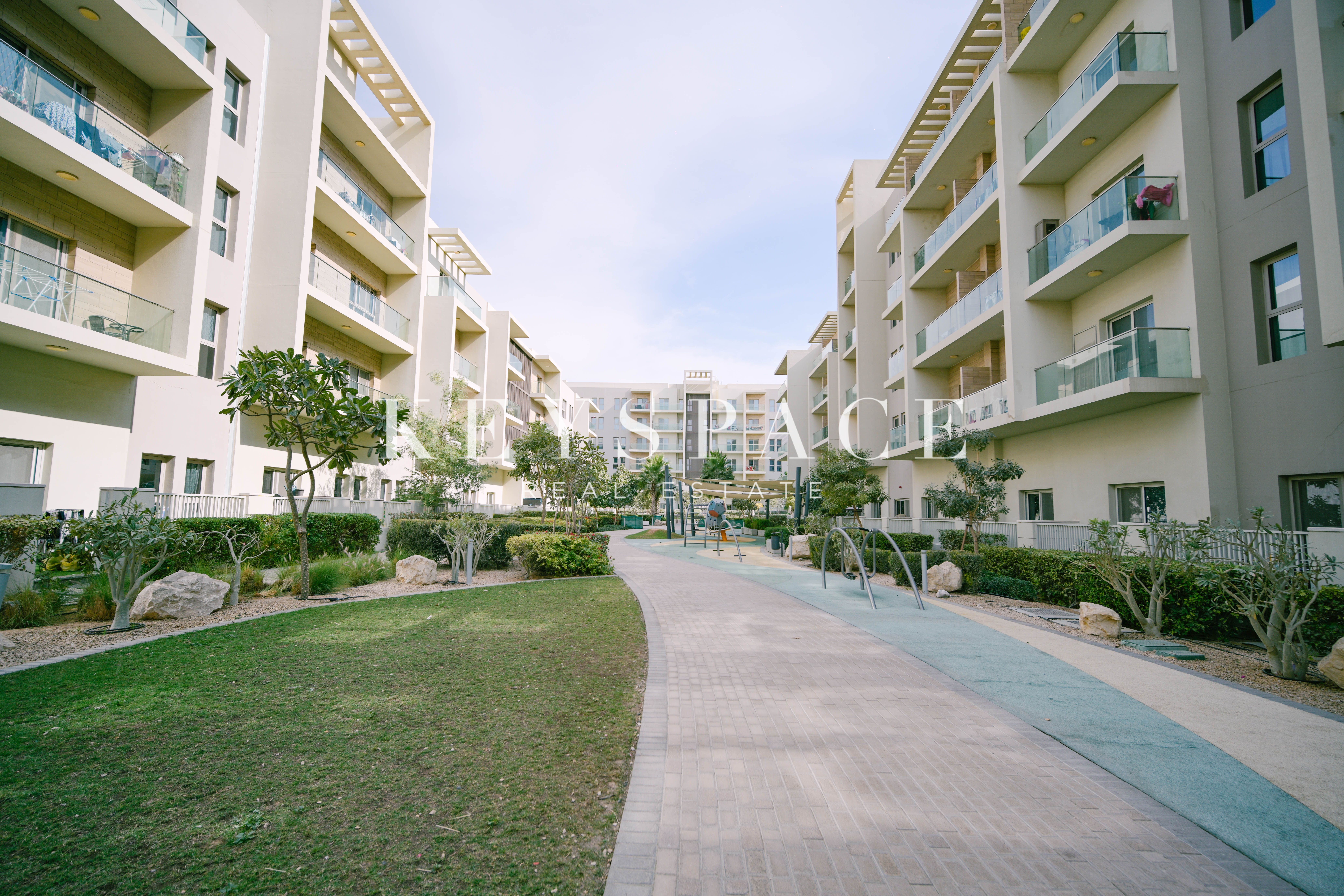 Great Deal | Premium Location | Ready To Move In | Resale