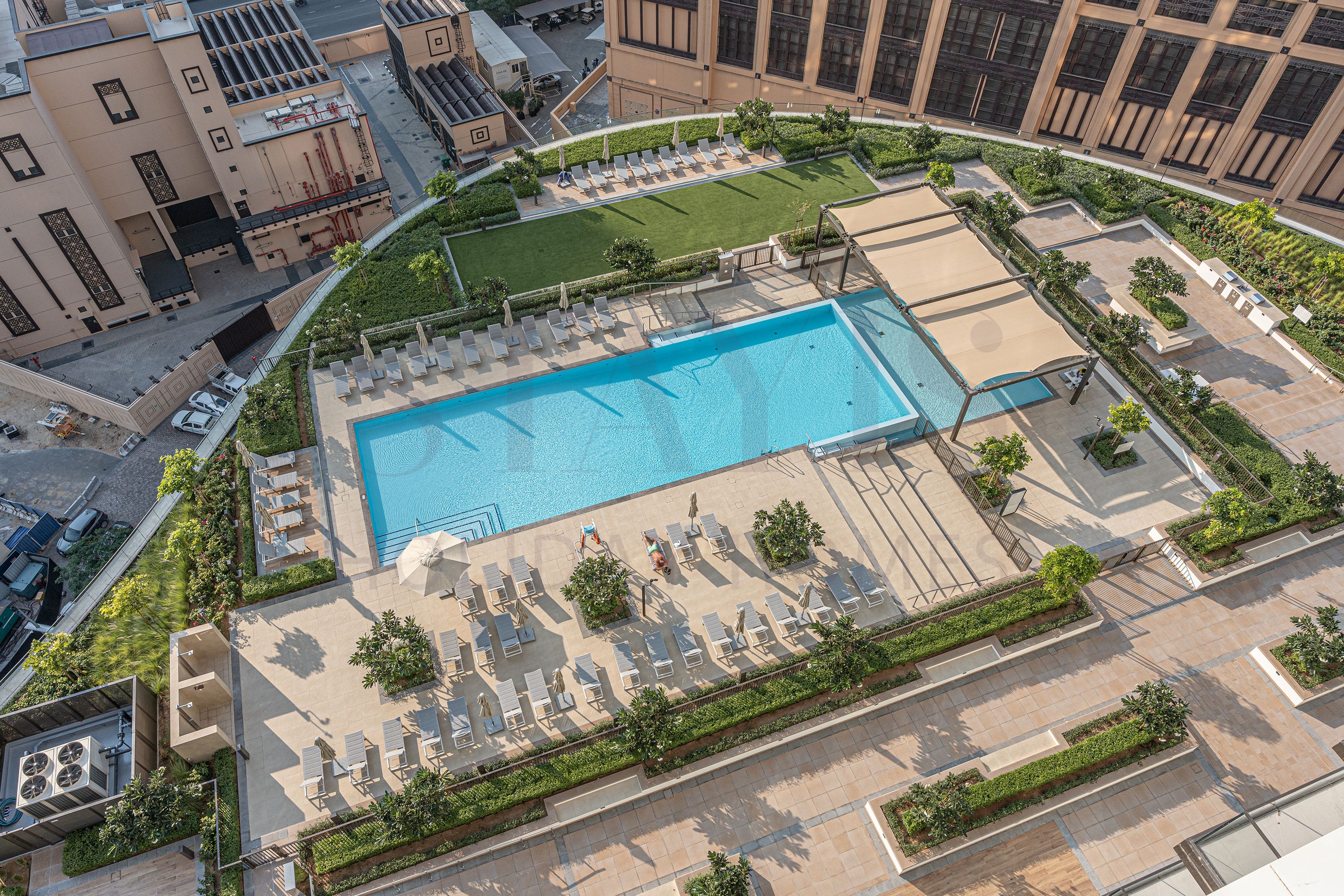 Stayis - 1 Bedroom Apartment with PARTIAL BURJ KHALIFA VIEW