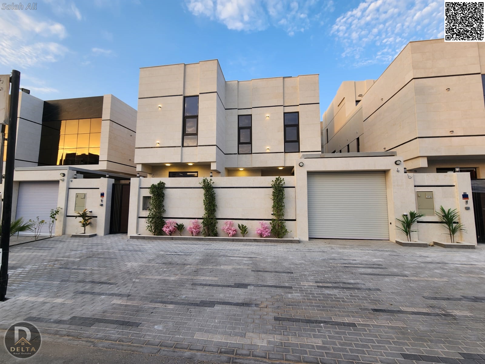 For lovers of luxury and distinctive designs, we offer you a villa consisting of 6 master rooms with high-quality finishes, with water, electricity, a