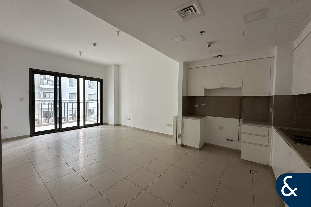 Available 27th Feb | 2 bedroom | Spacious