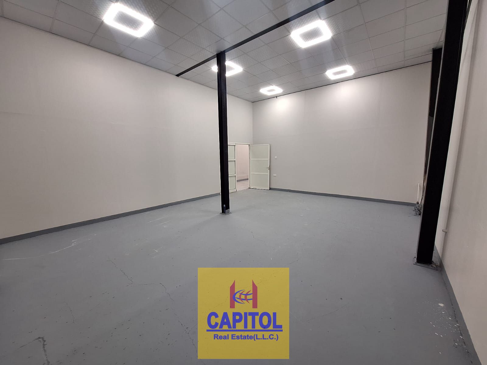 270 sqft with High Ceiling Warehouse Available Ready to Move