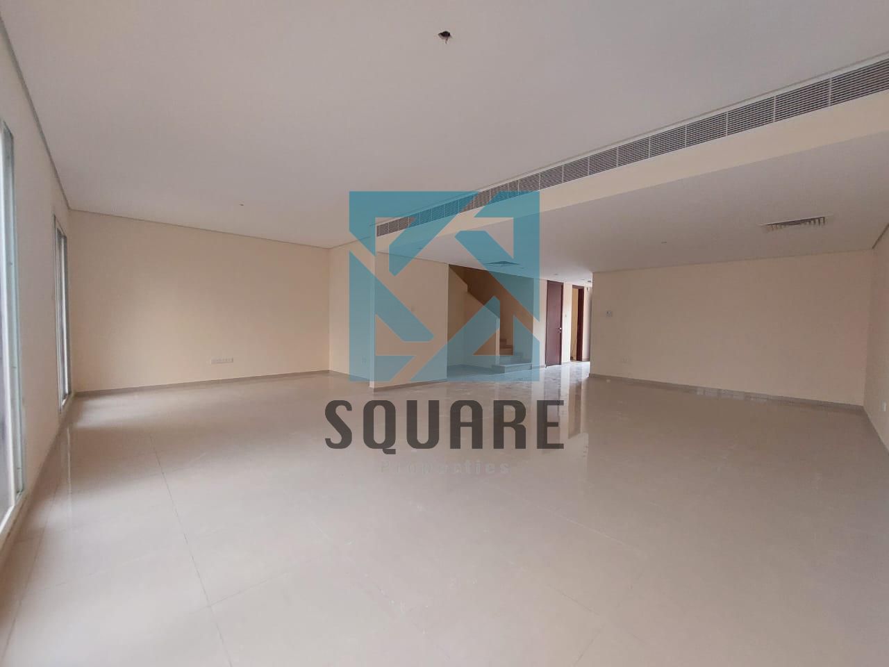 Luxurious 3-Bedroom Townhouse in Zahia