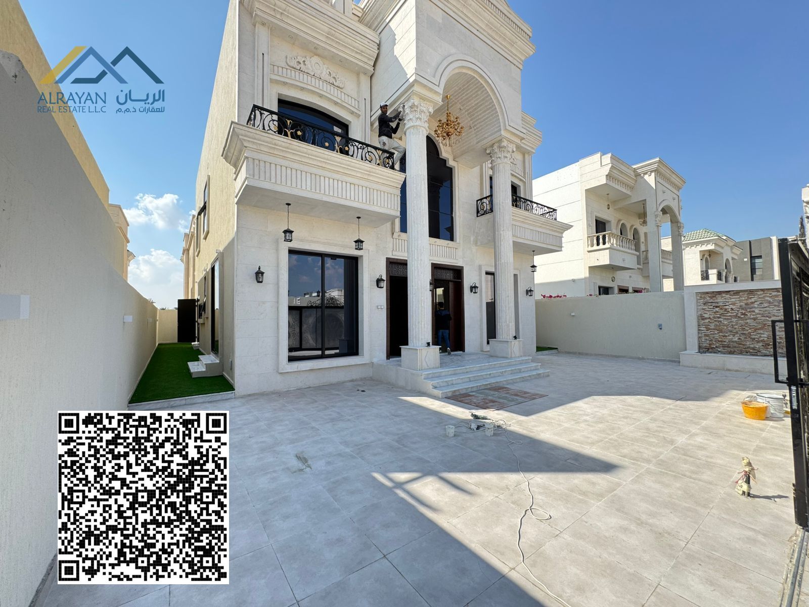 One of the most luxurious classic villas, deluxe finishing, without a down payment