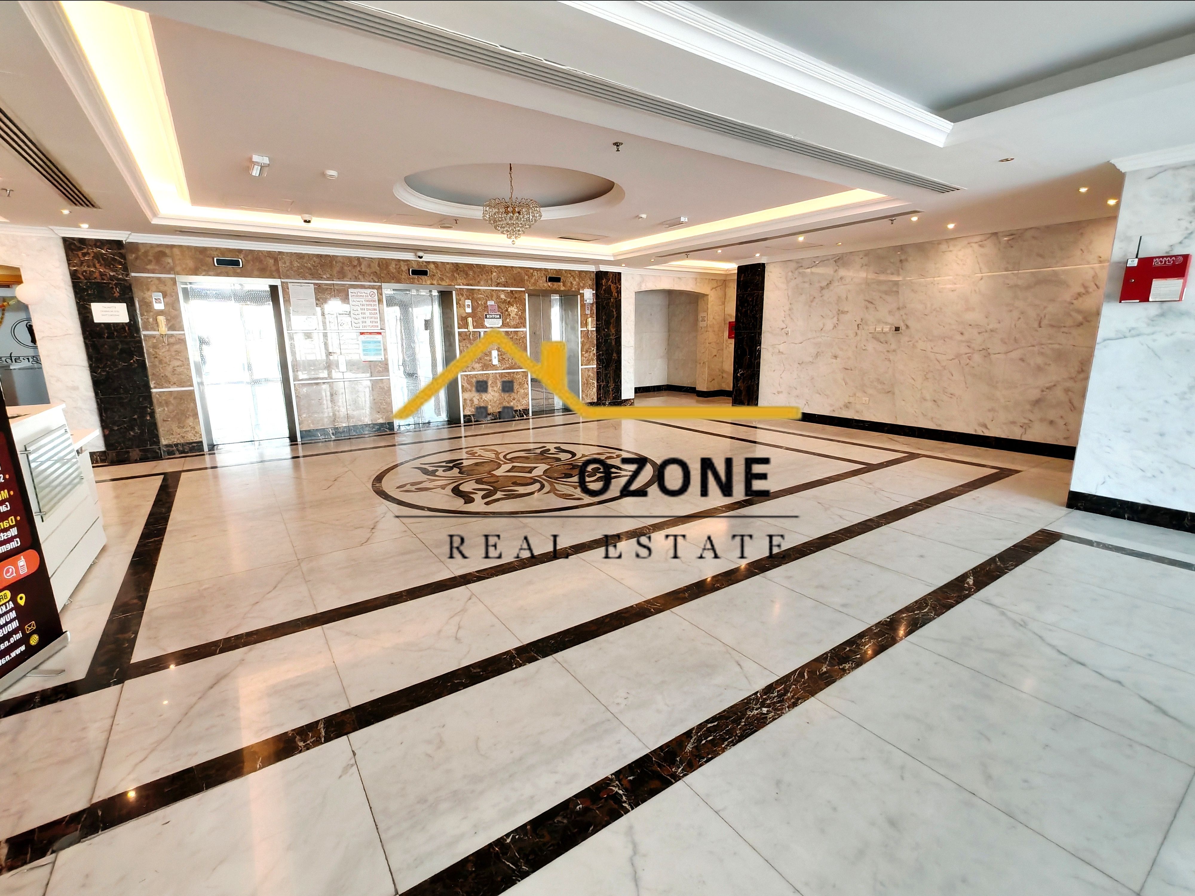 Open View Balcony\°°Family Building\°°Like New\°°Parking