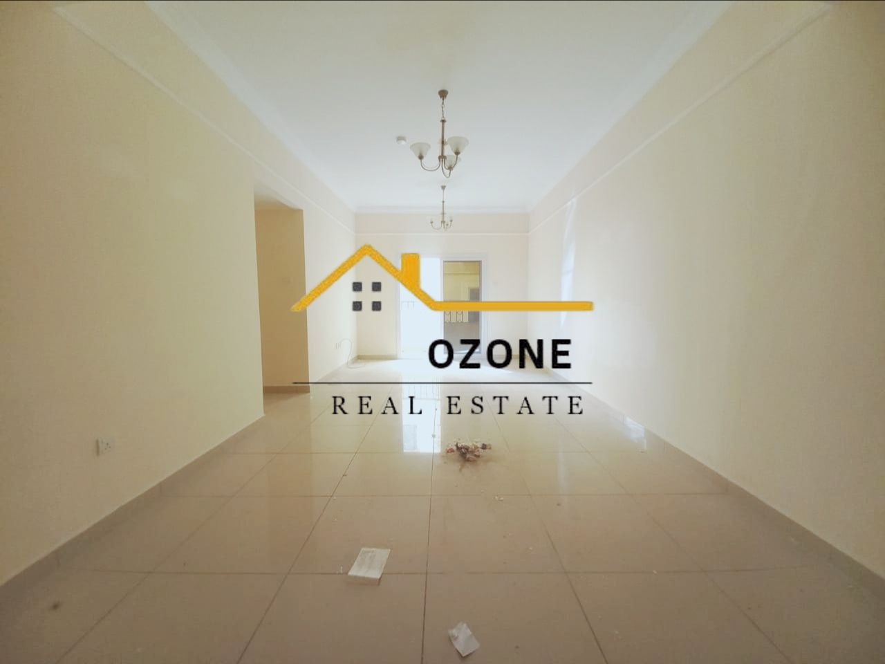 Close To Muwaileh Park\°Family Building\°Balcony\°Wardrobes