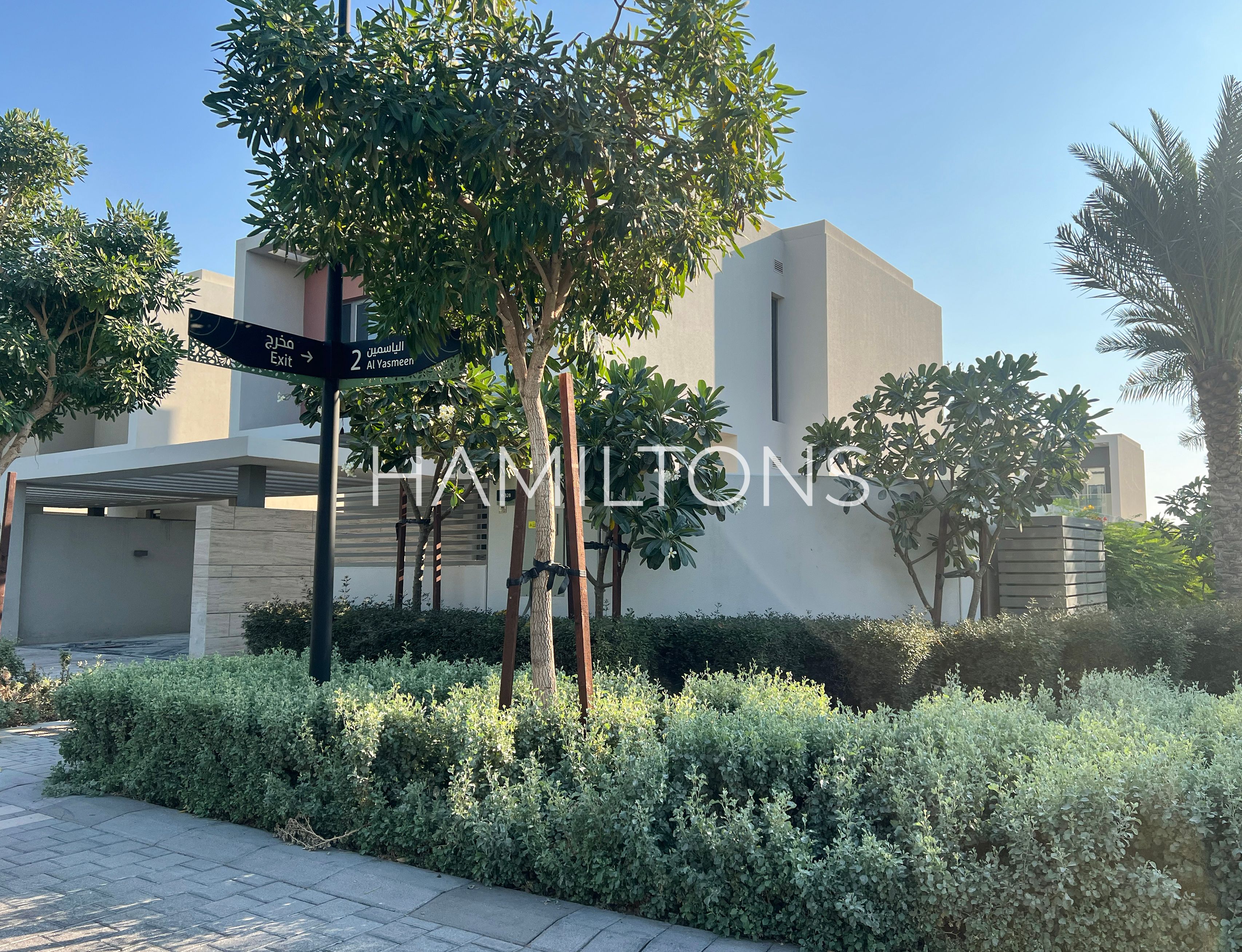 Corner Unit | Strategic Location | Luxury Community | Best Price | Resale