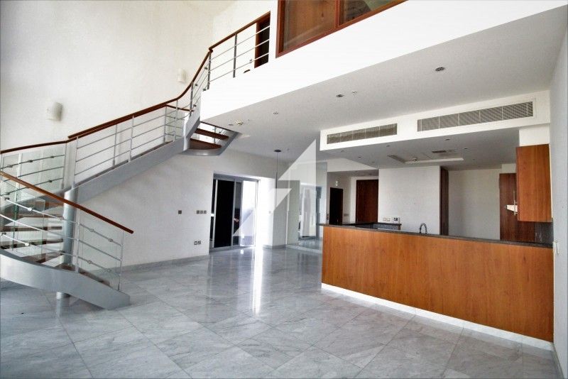 apartment card