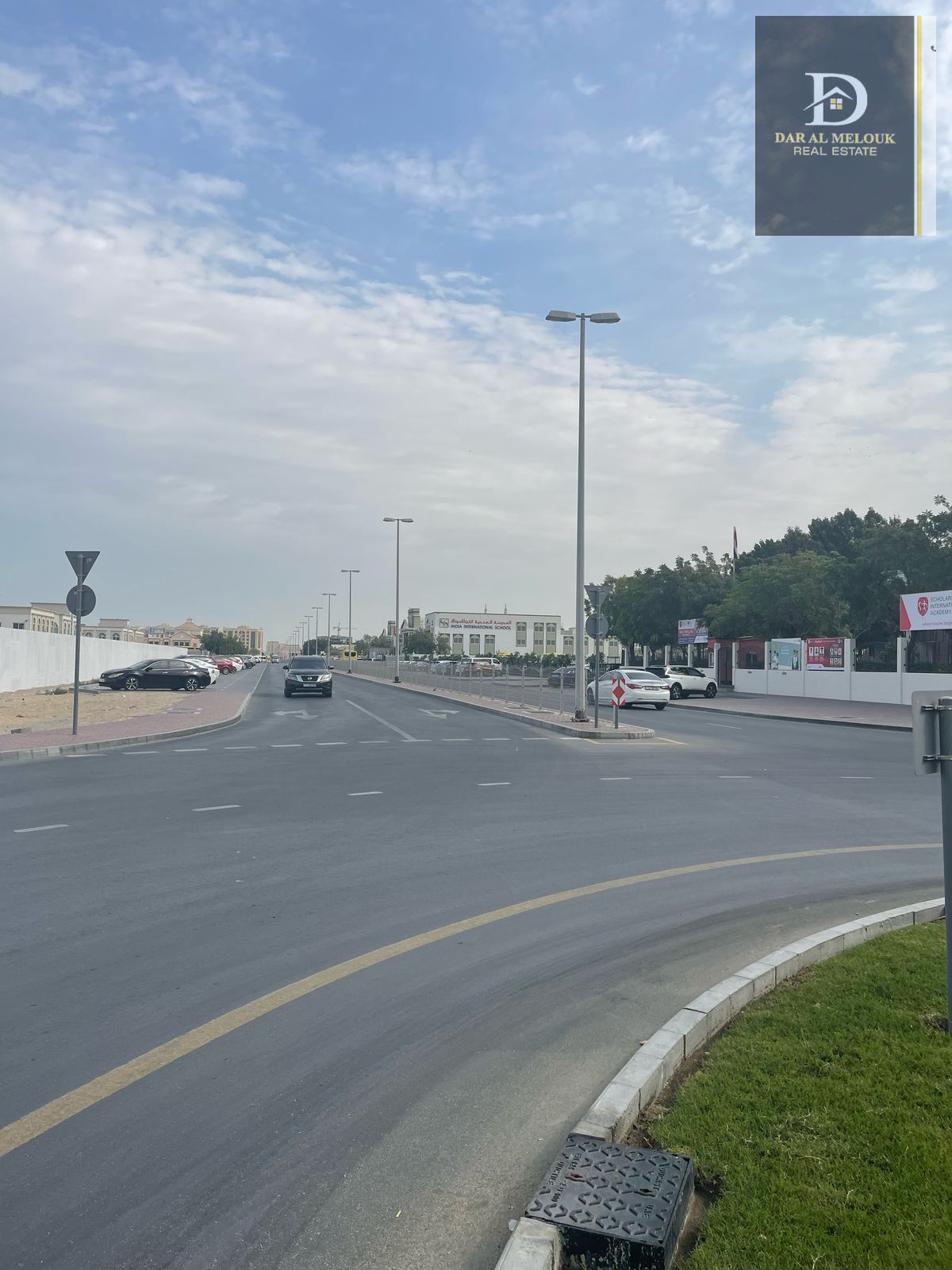 For sale in Sharjah Muwailih Commercial Area Commercial residential land area of 3140 feet, very distinguished location
