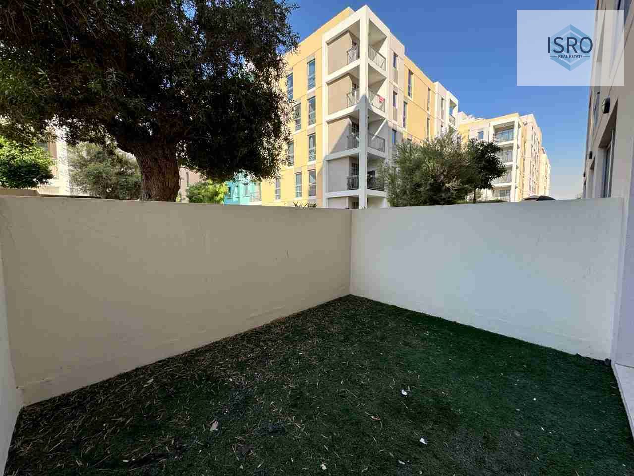 Luxury furnished garden studio ready for sale