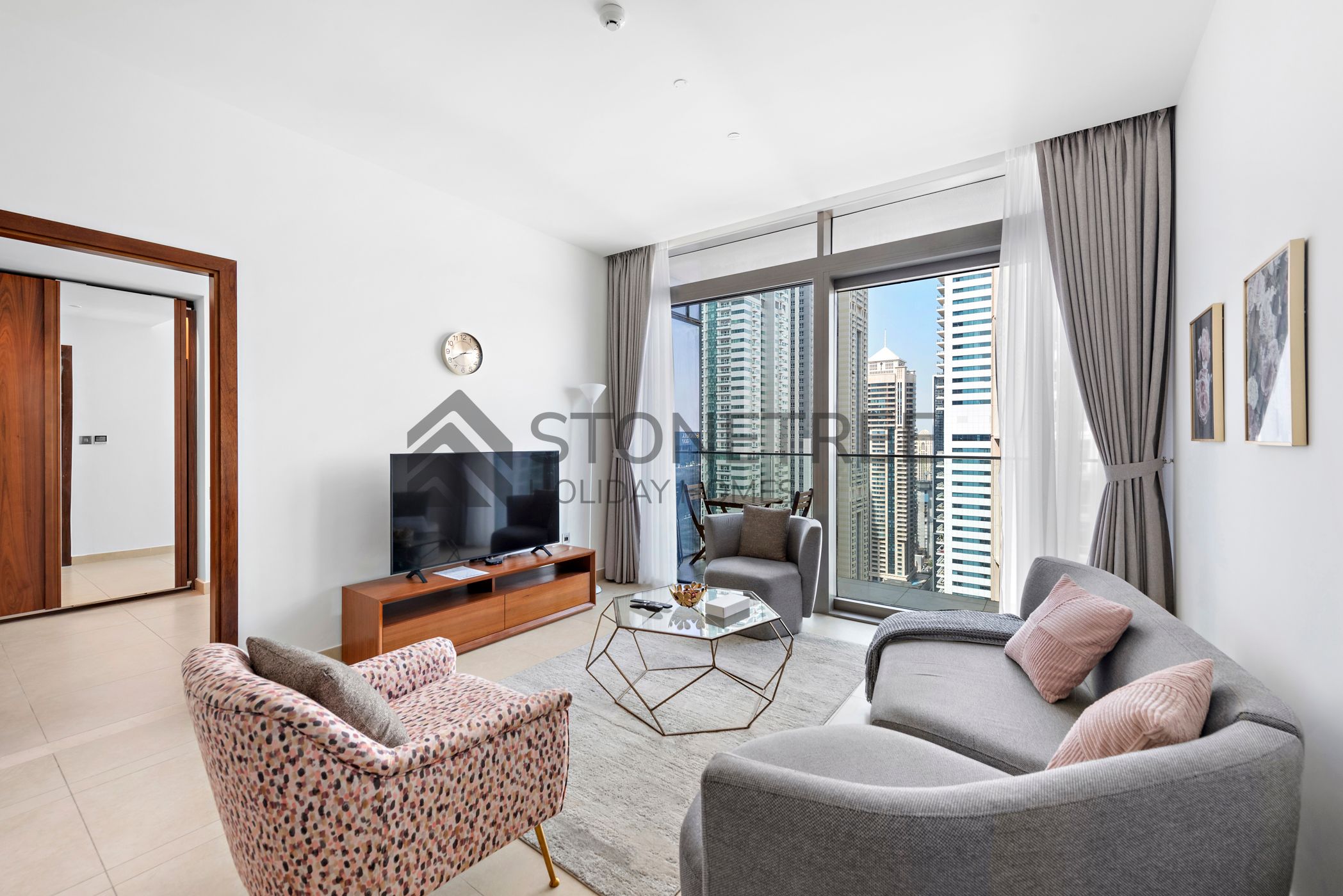 apartment card