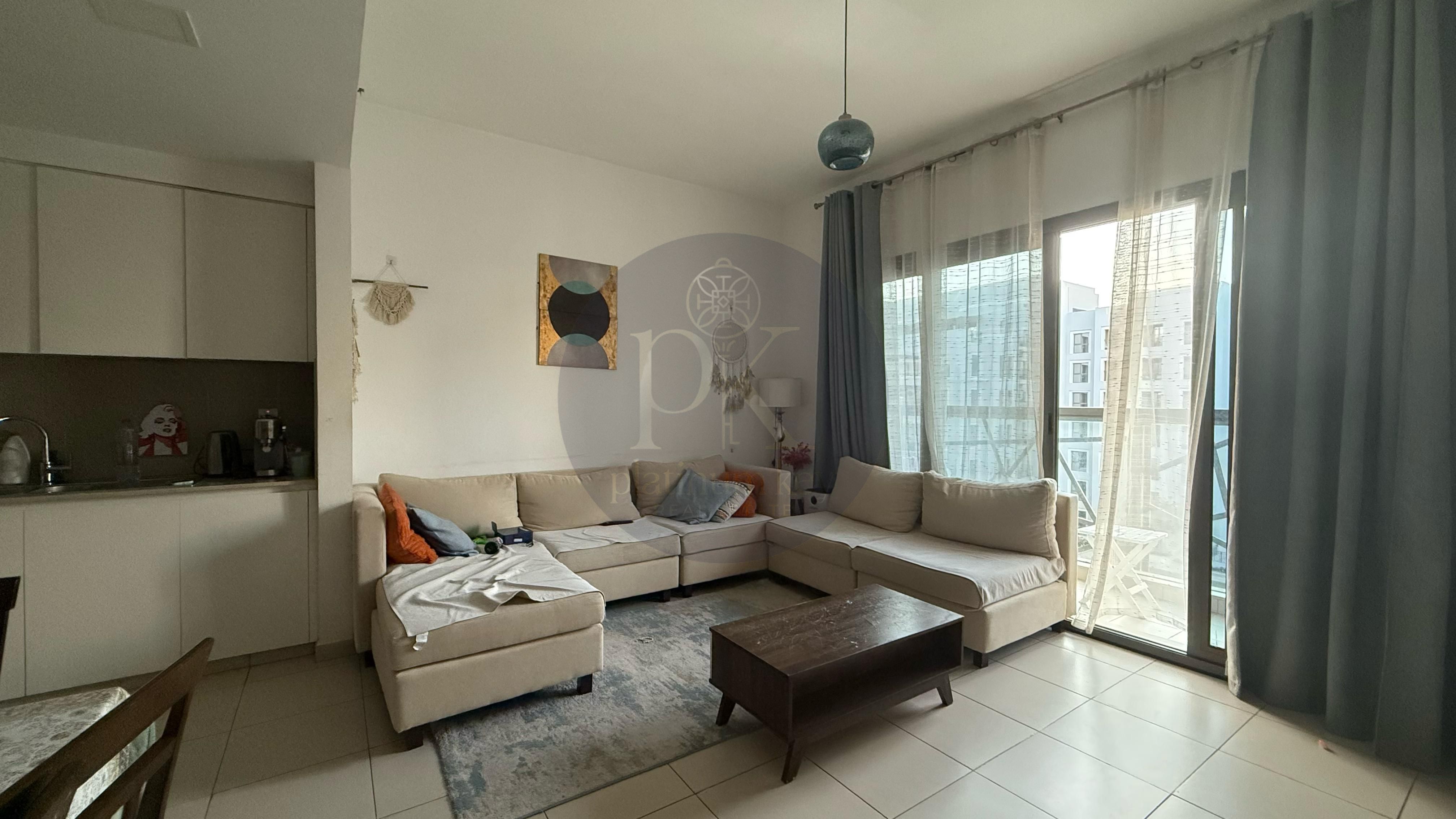apartment card