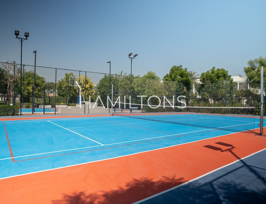 Contemporary Villa | Luxury Community | Resale