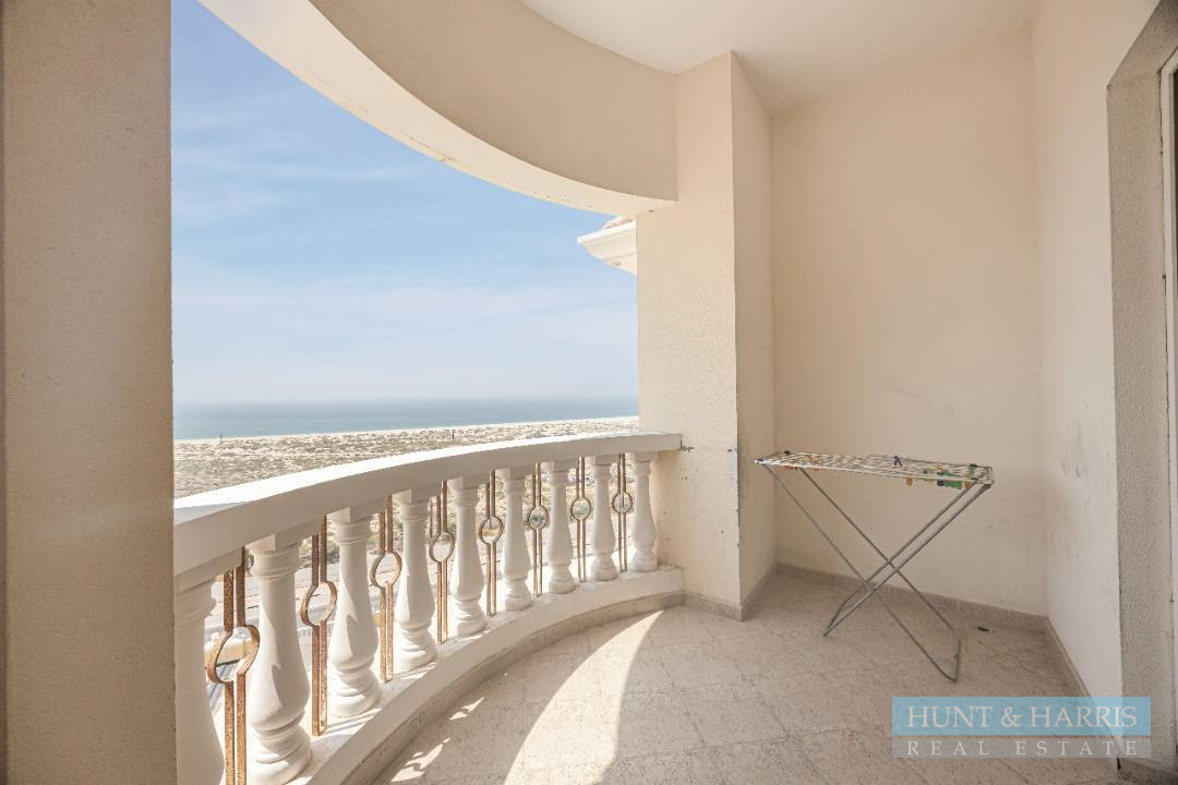 Studio for Rent Al Hamra - Utilities Inc. - Fully Furnished - Sea View