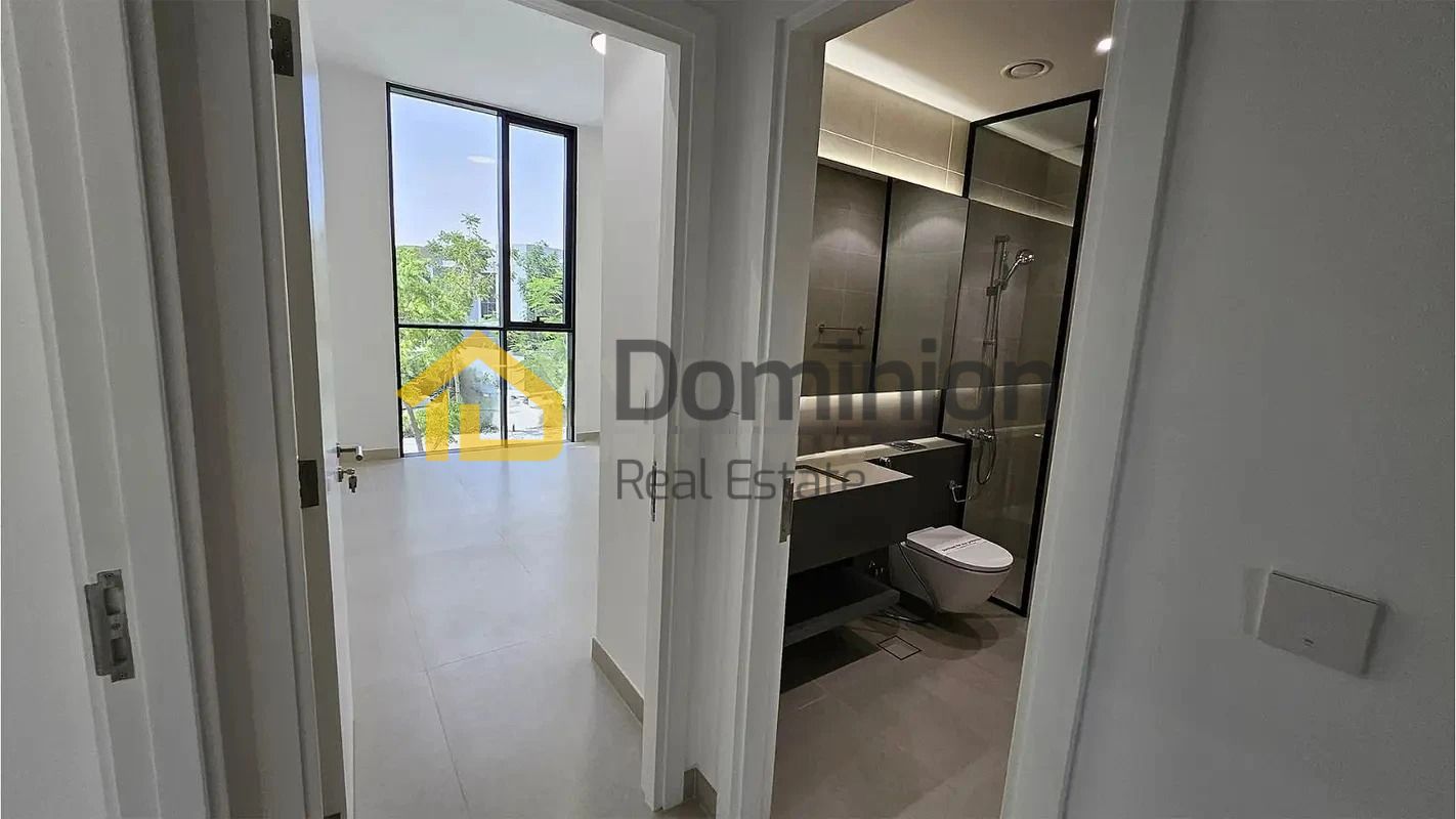 Lavish Home | Luxurious Lifestyle | Advantageous Location