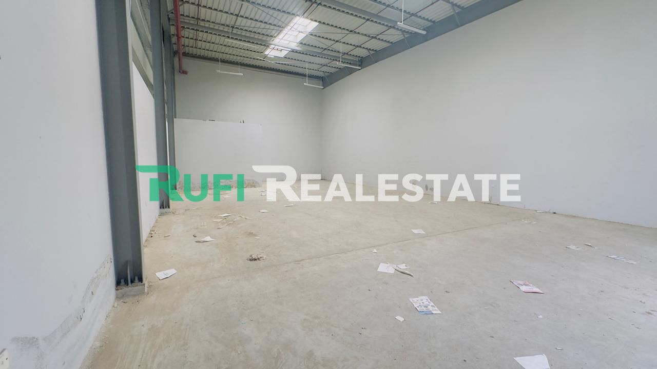 2200 SQFT Warehouse for Rent in UMQ