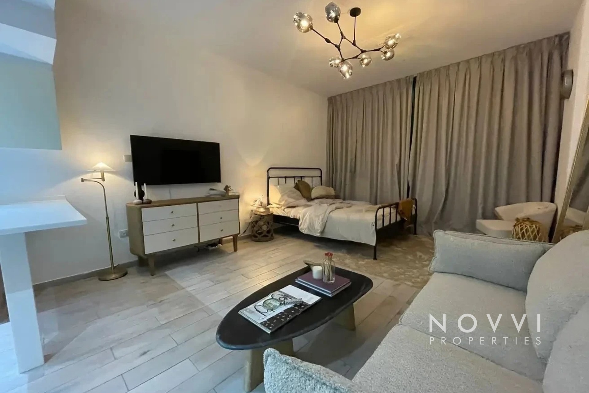 apartment card
