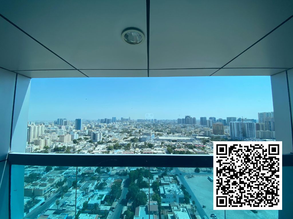 Spacious 2-BHK + Maid’s Room – Prime Corniche Location | Free Pool, Gym!