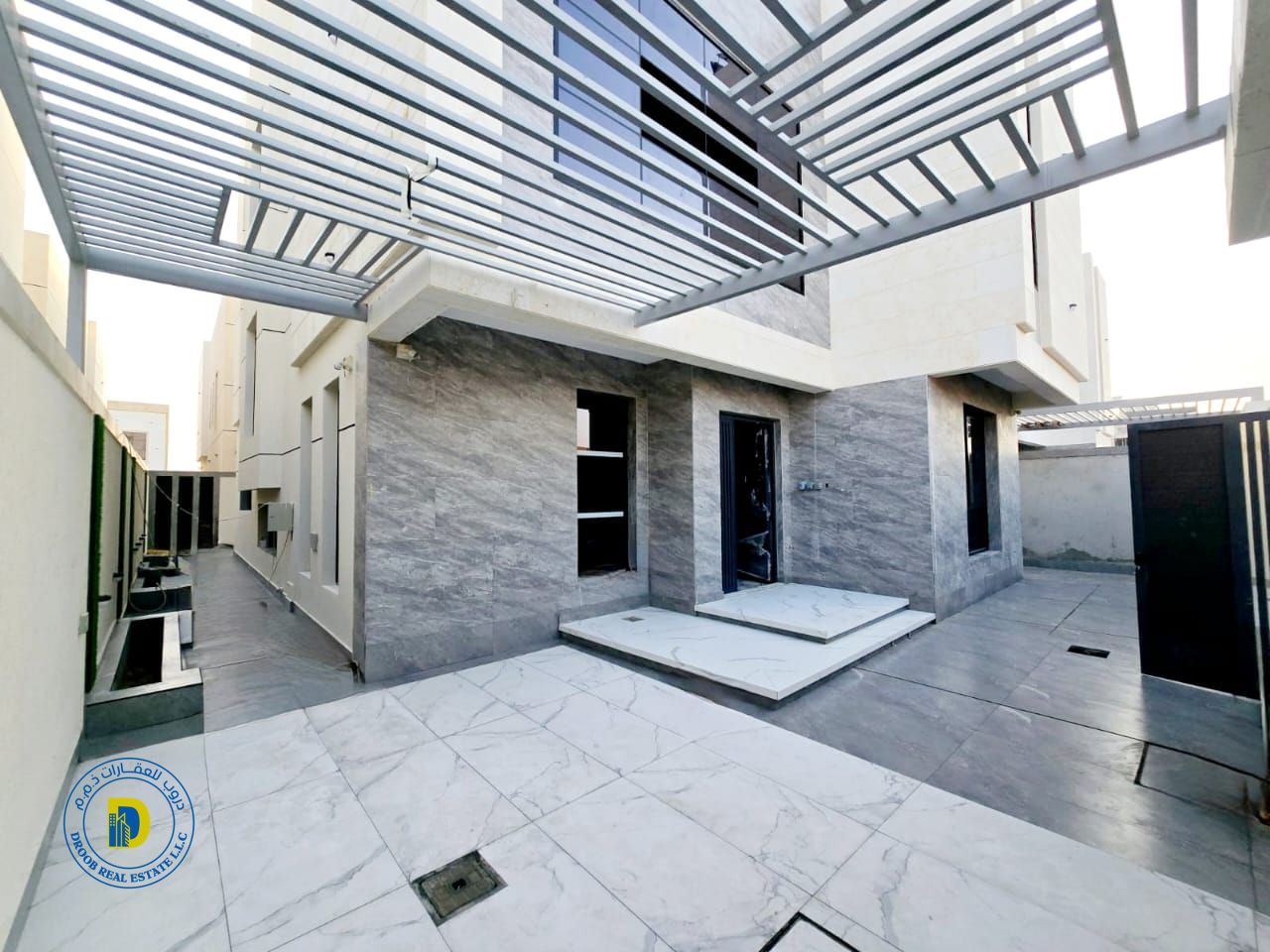 For sale, a modern villa in Al Bahia area, 6 rooms and a swimming pool, Ajman. The price includes water, electricity and air conditioning.