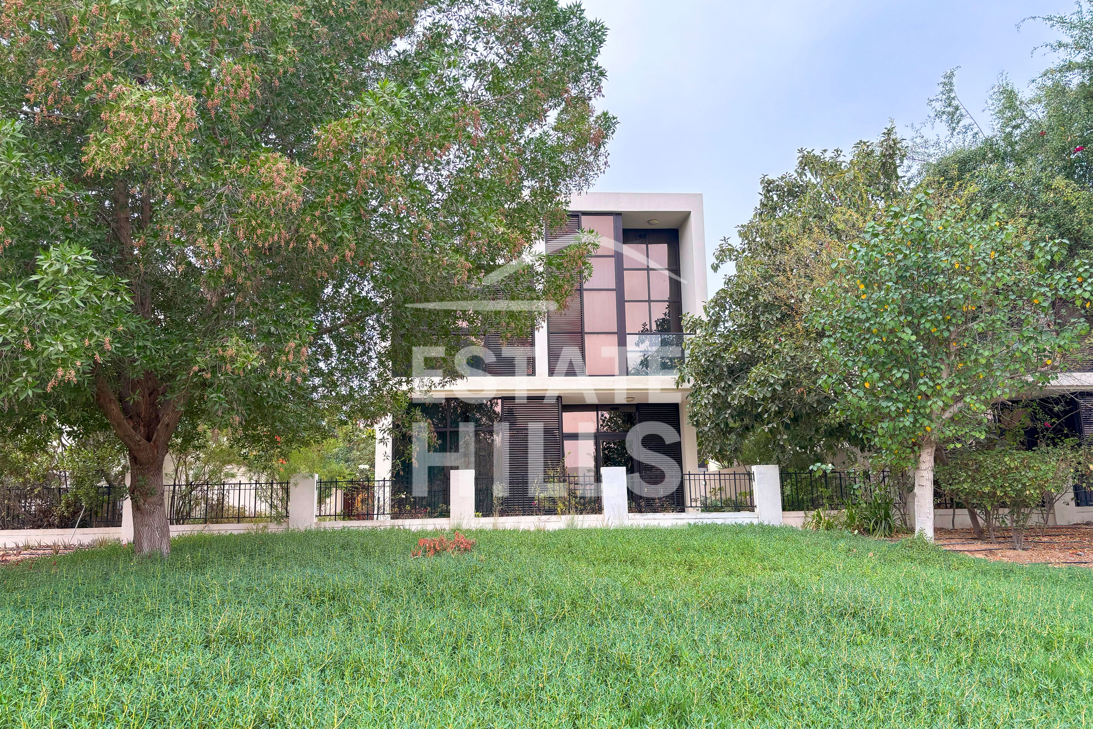 Parkview | Fully Furnished | Single Row