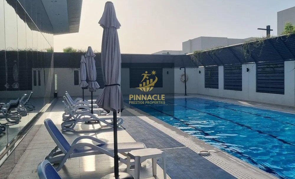 Elegant 4-Bedroom Townhouse| Premium Unit |