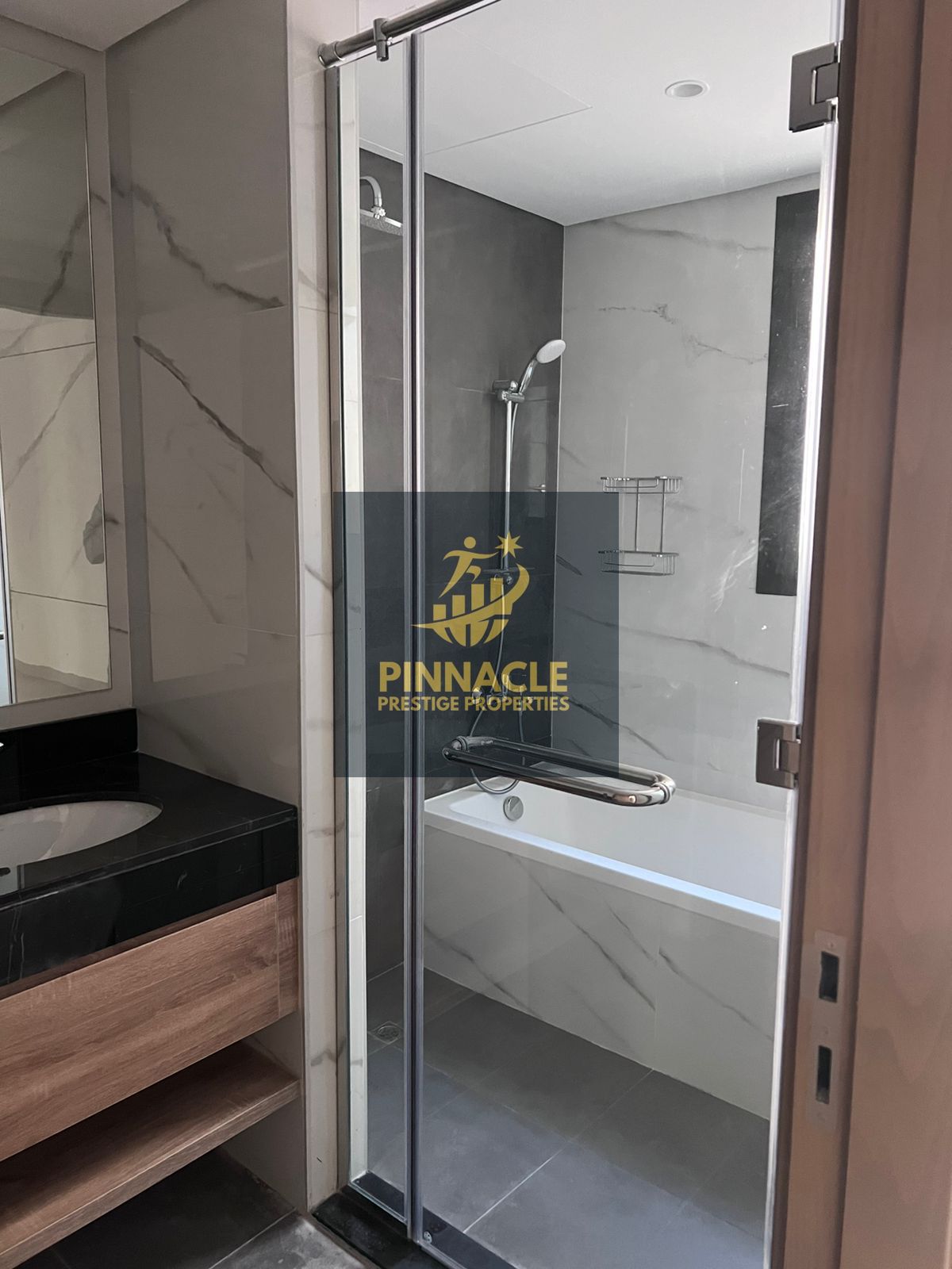 Beautiful 3 Bedroom Townhouse | Ready to Move | Premium Unit