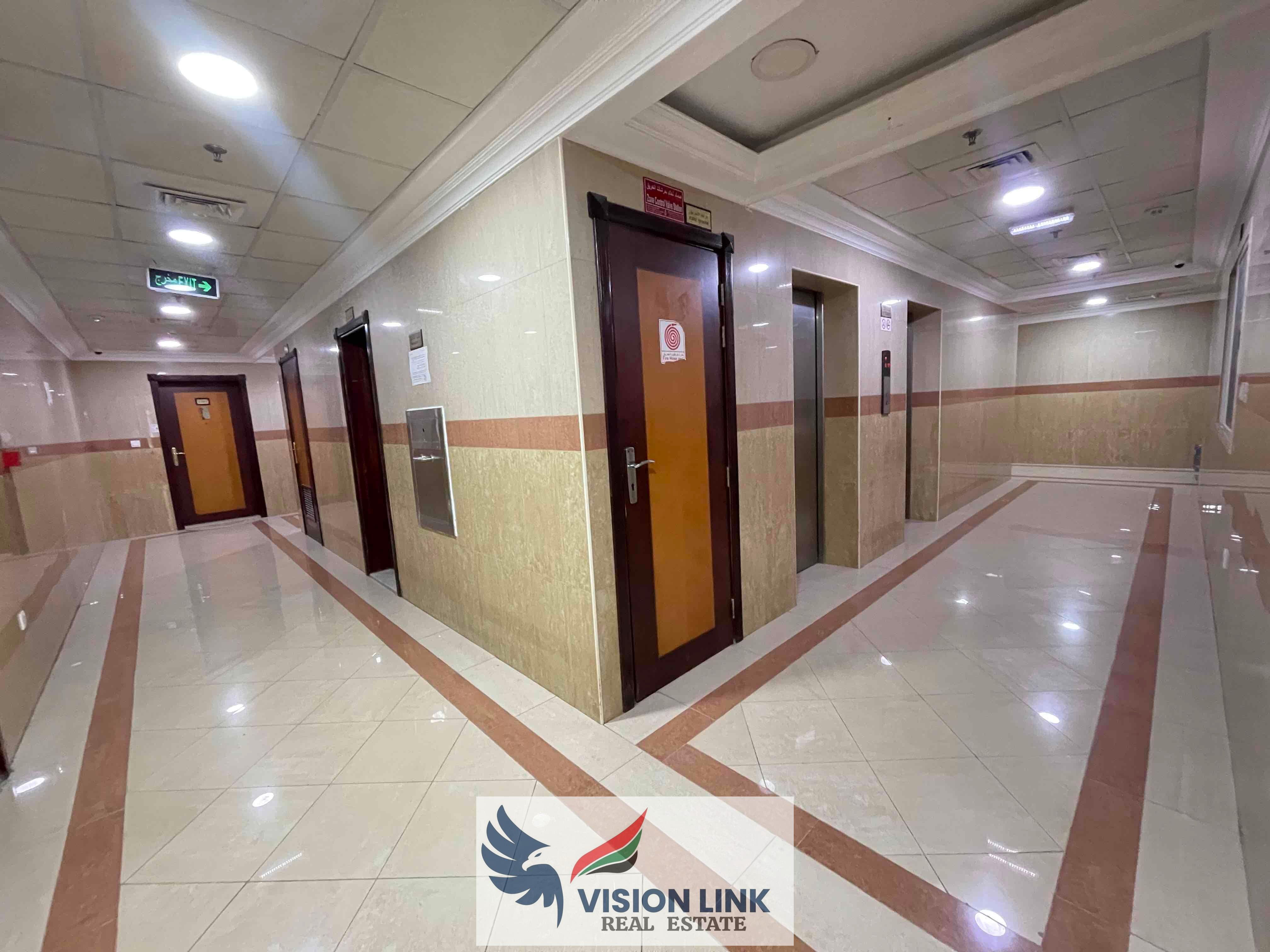 Lavish 3 bhk with balcony on prime location