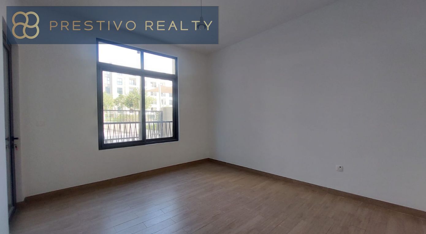 Spacious layout I Prime location I High ROI