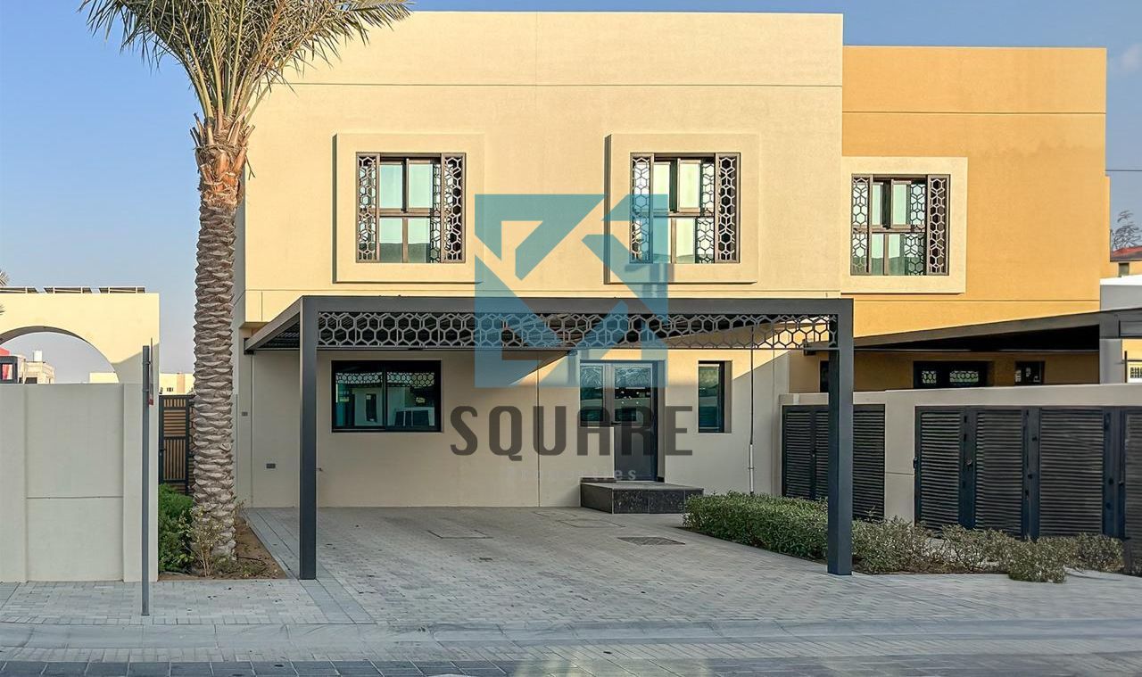 Luxurious 3-Bedroom Townhouse in Sustainable City