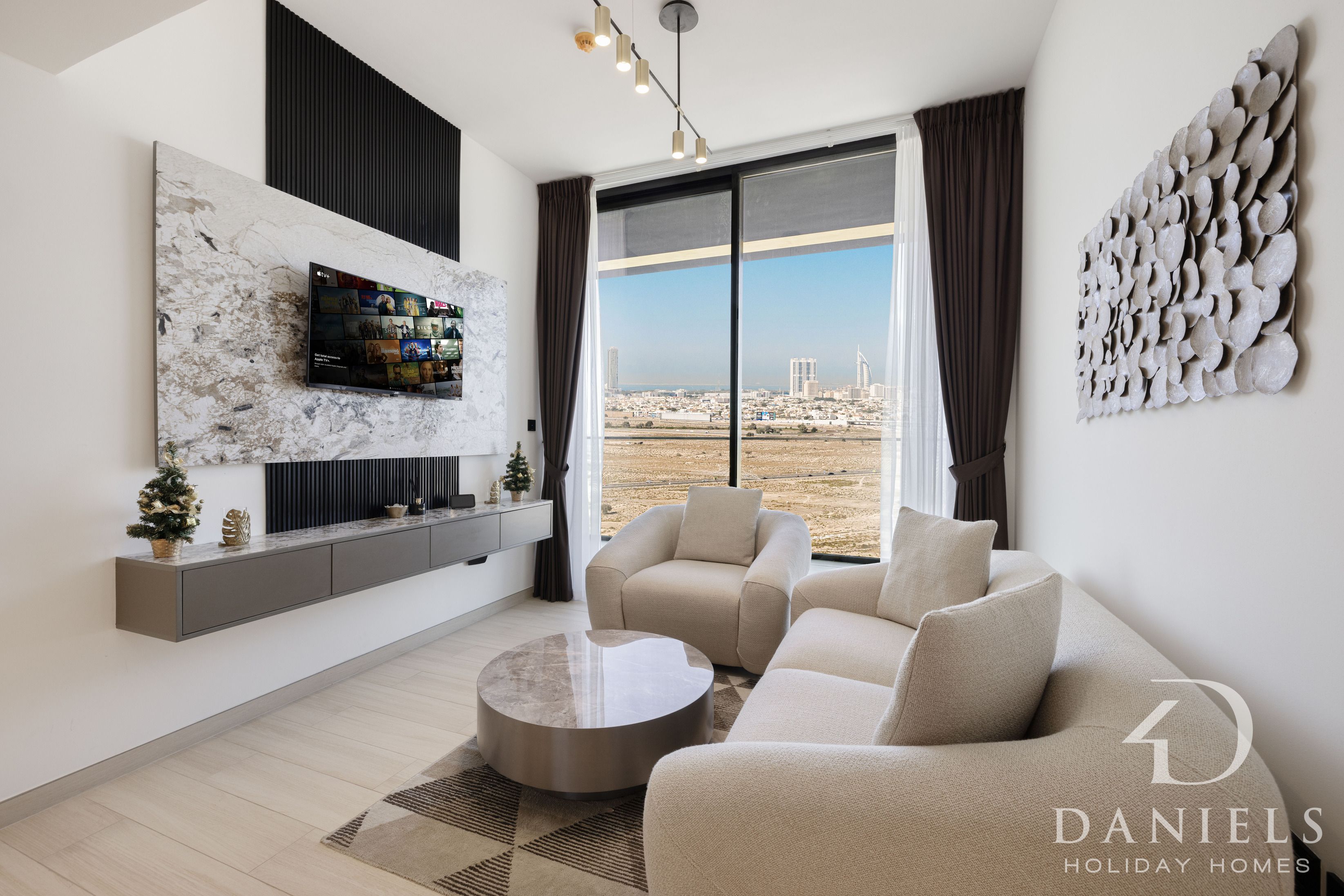 Daniels Stylish 1BR Apartment with Marina Skyline Views