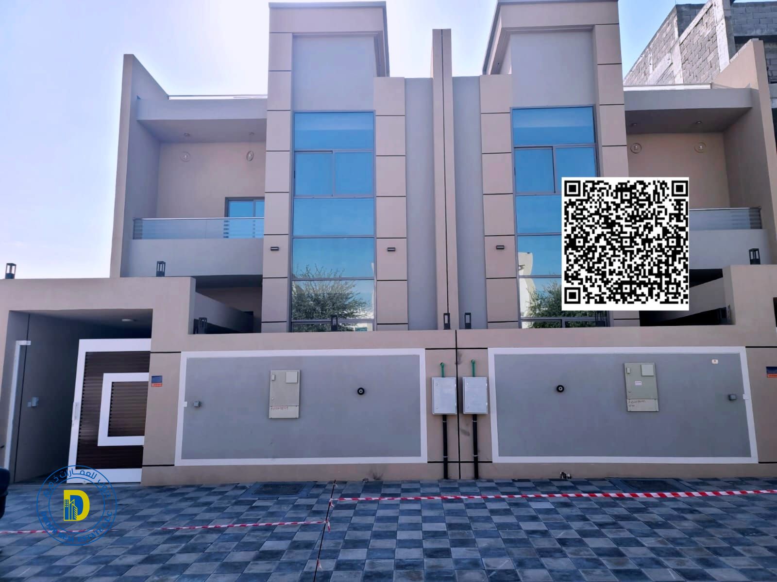 For sale in Al Tallah area, Ajman, a super deluxe finished villa, 7 rooms and a roof, including electricity, water and AC, freehold and bank financing