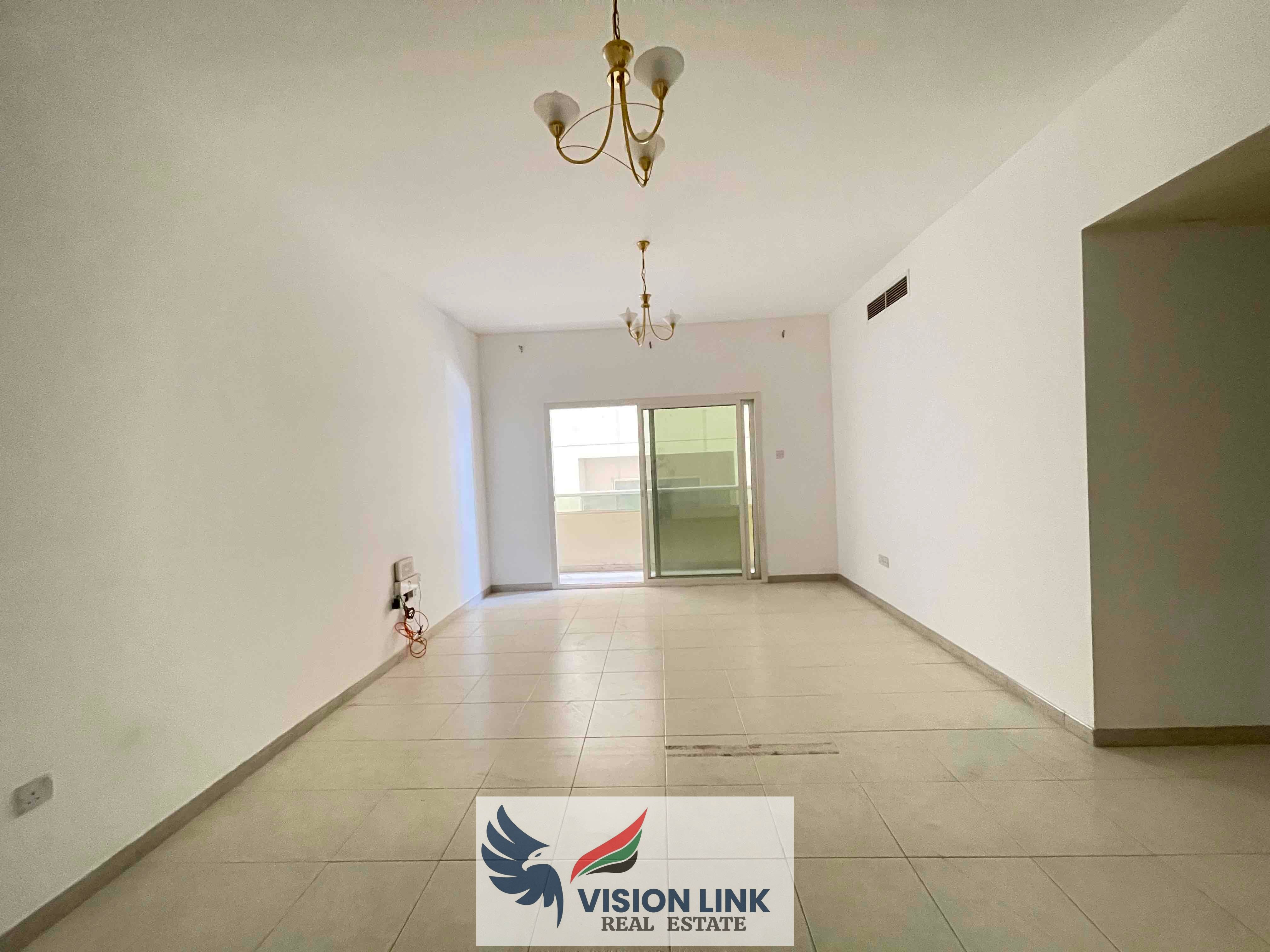 Lavish 2 bhk with balcony cheaper price on prime location