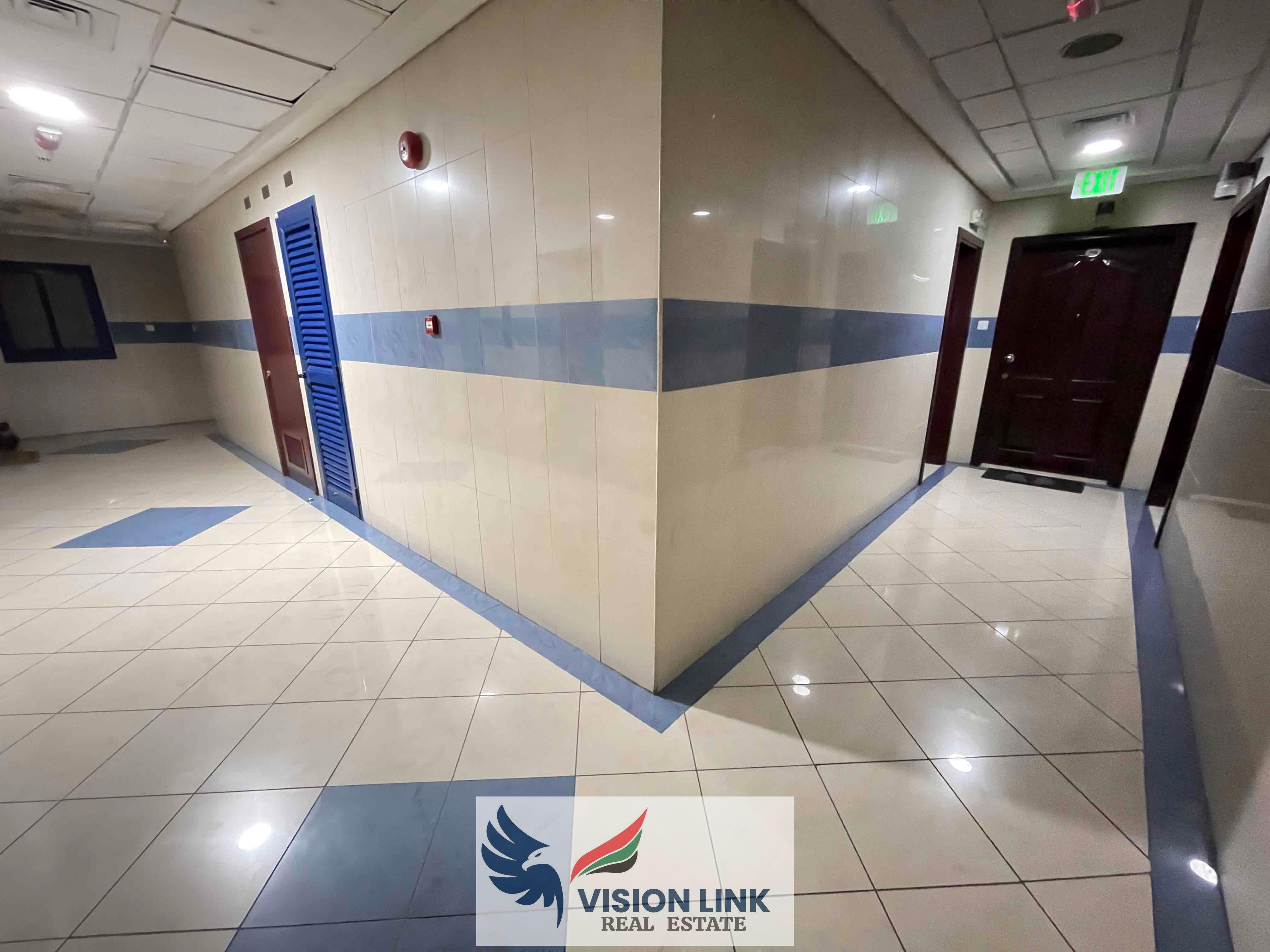Lavish 2bhk chiller free with wardrobes on prime location