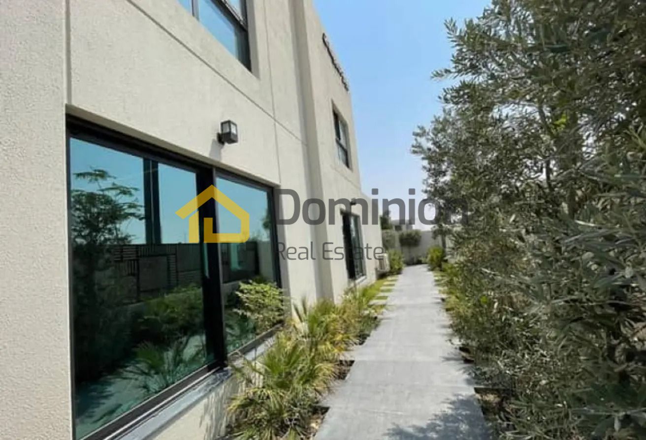 Affordable Luxury: 4-BR Townhouse in Sustainable City, Sharjah