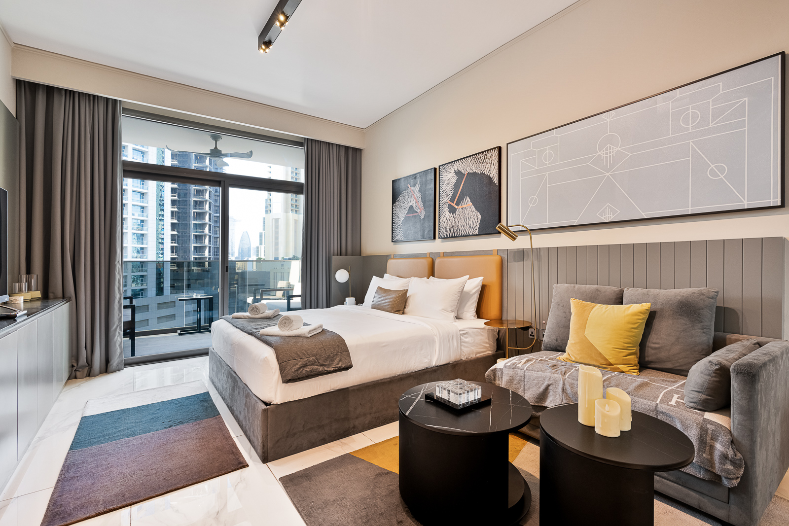 Upmarket Studio in Business Bay w/ a Gym and Pool | Furnished | Flexible term