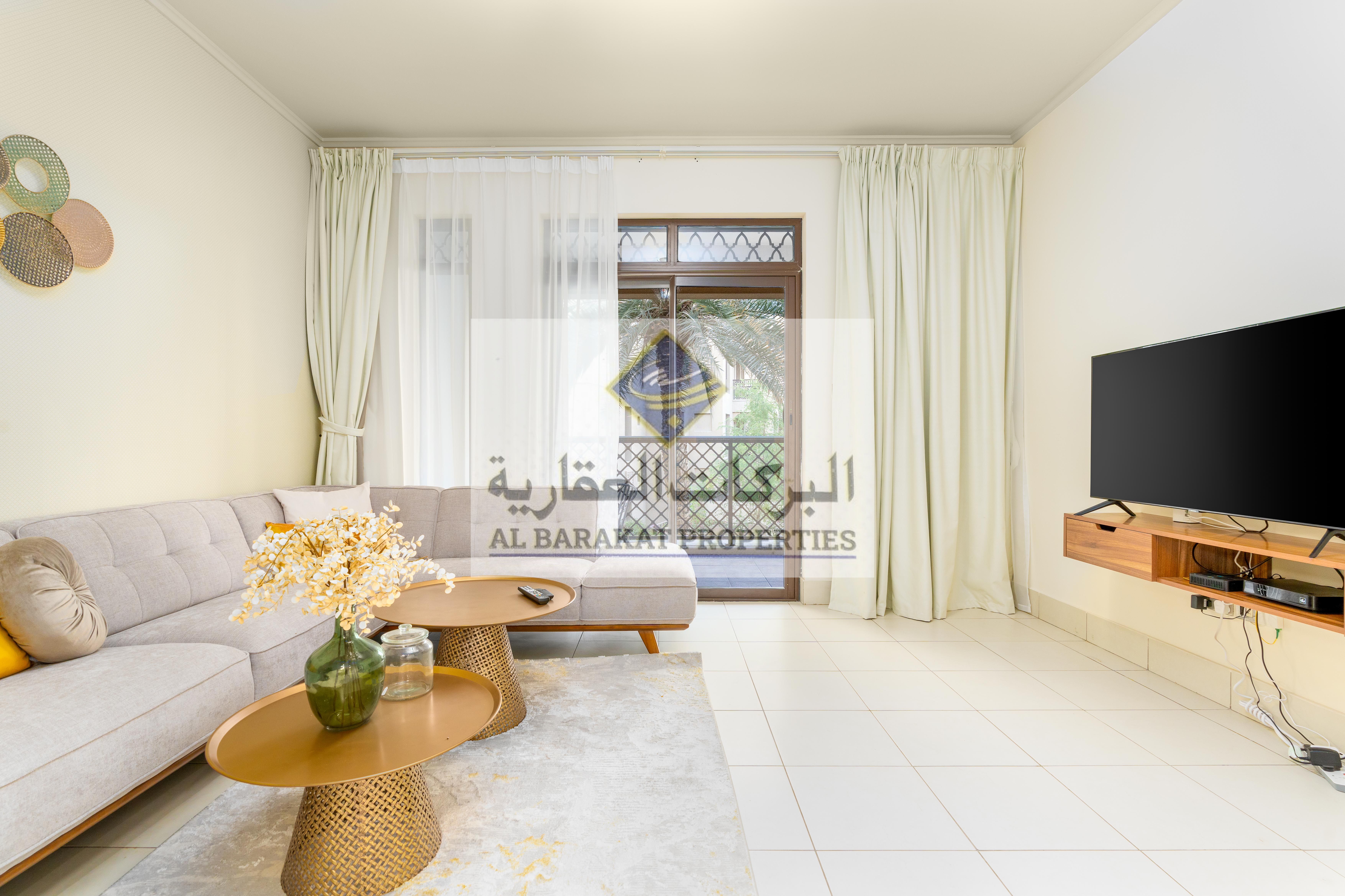 Exclusive l Upgraded l Furnished l Spacious