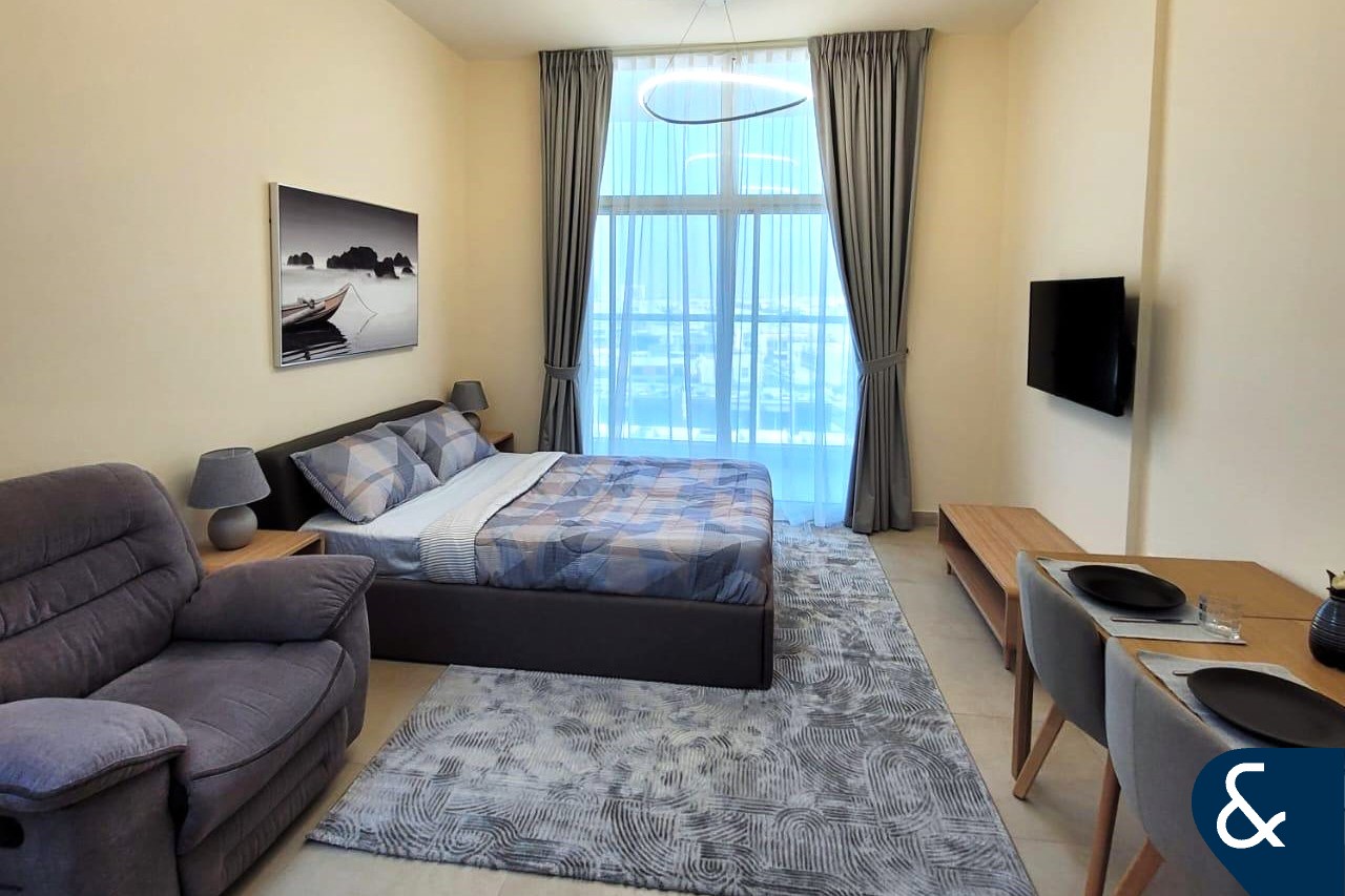 Fully Furnished | Bills Included | 12 Cheques