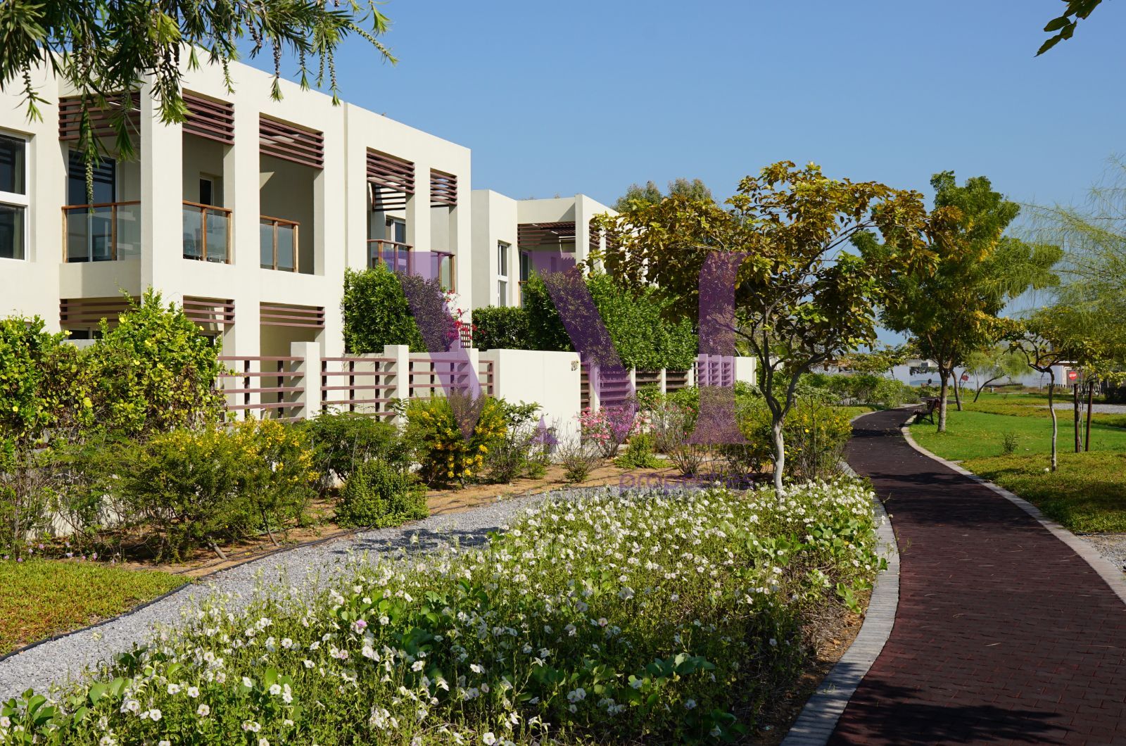 Community View | Fully Furnished | Spacious living