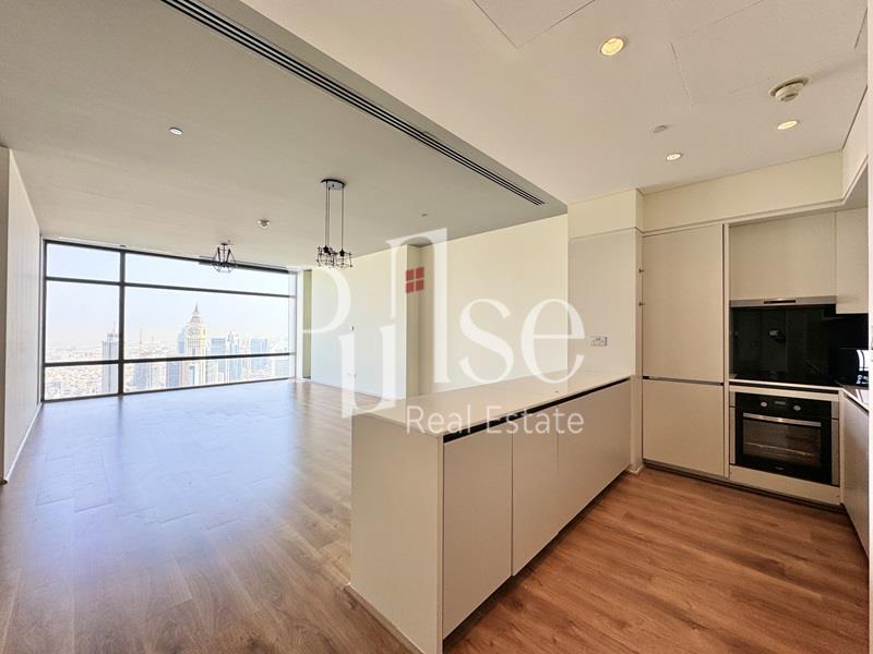 Spacious 2BR | High Floor | DIFC and Sea View