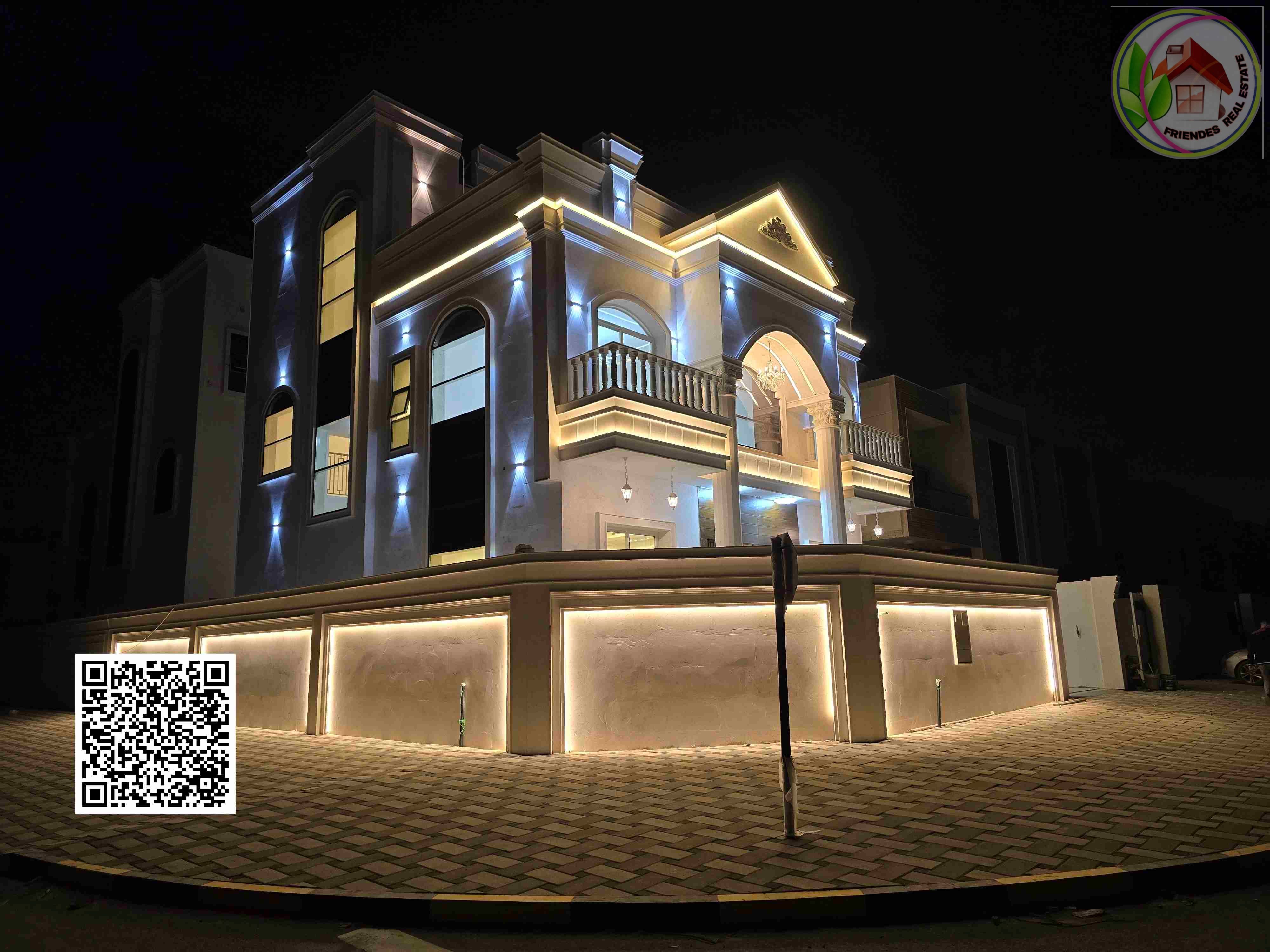Corner villa on two streets with a large internal area, including registration and ownership fees, central air conditioning, freehold, classic design