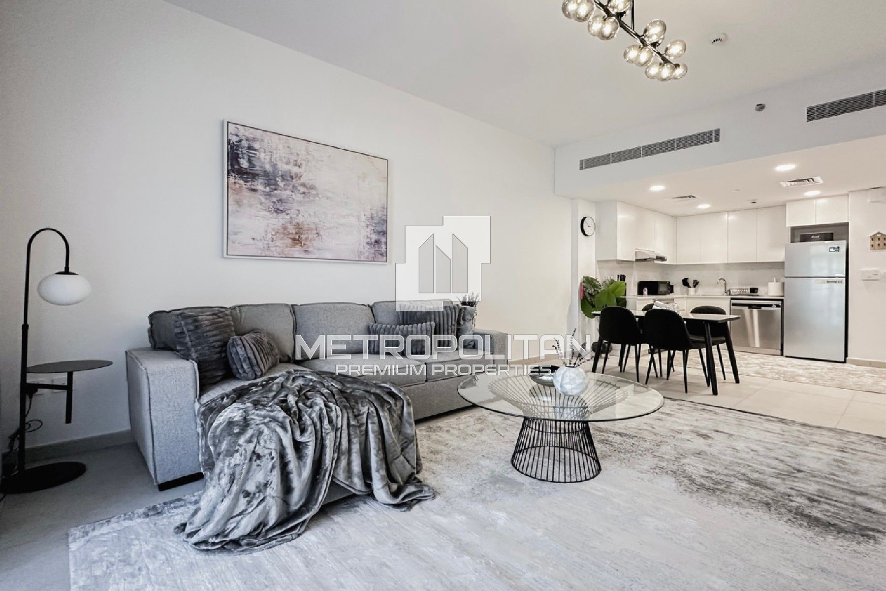 apartment card
