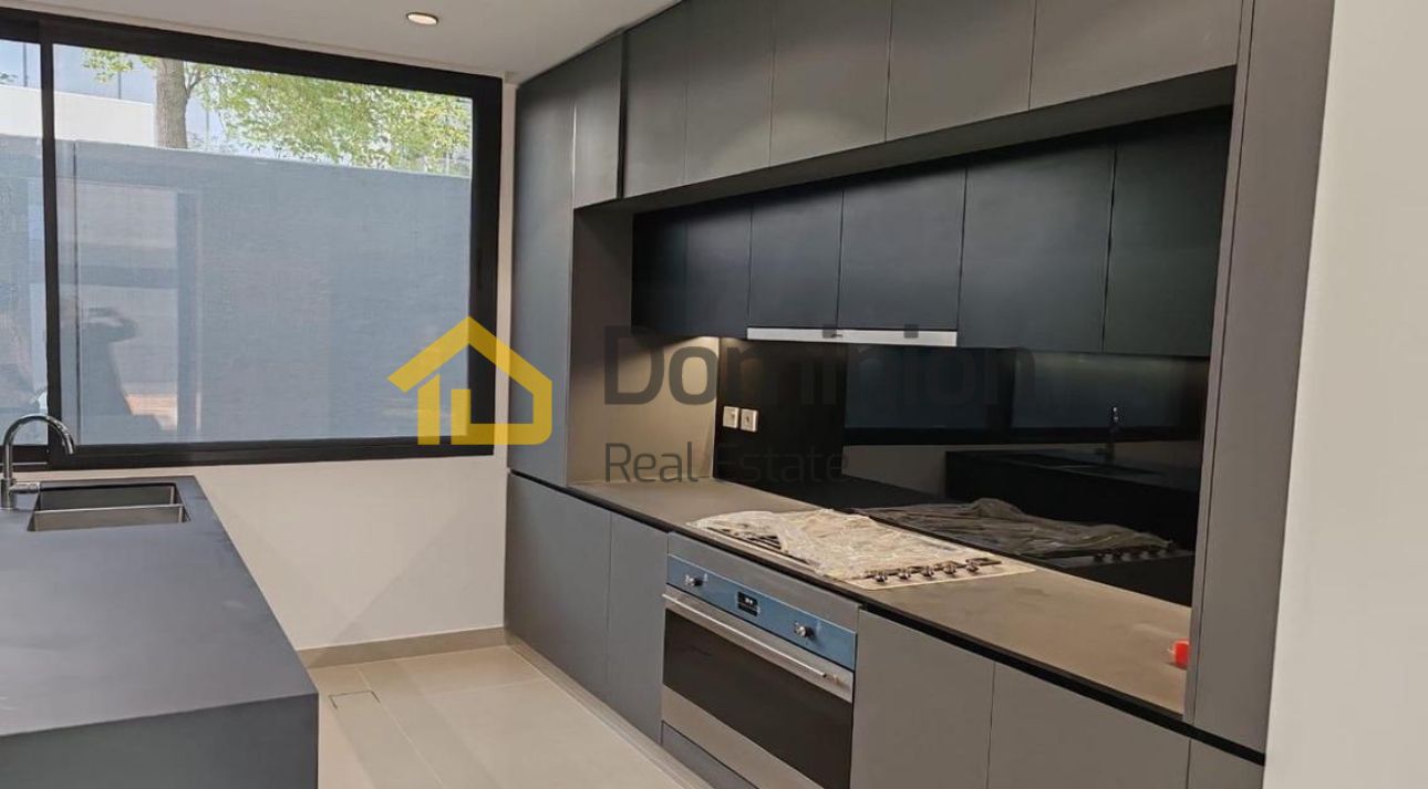 4 Bedrooms | Prime location | Freehold | High ROI