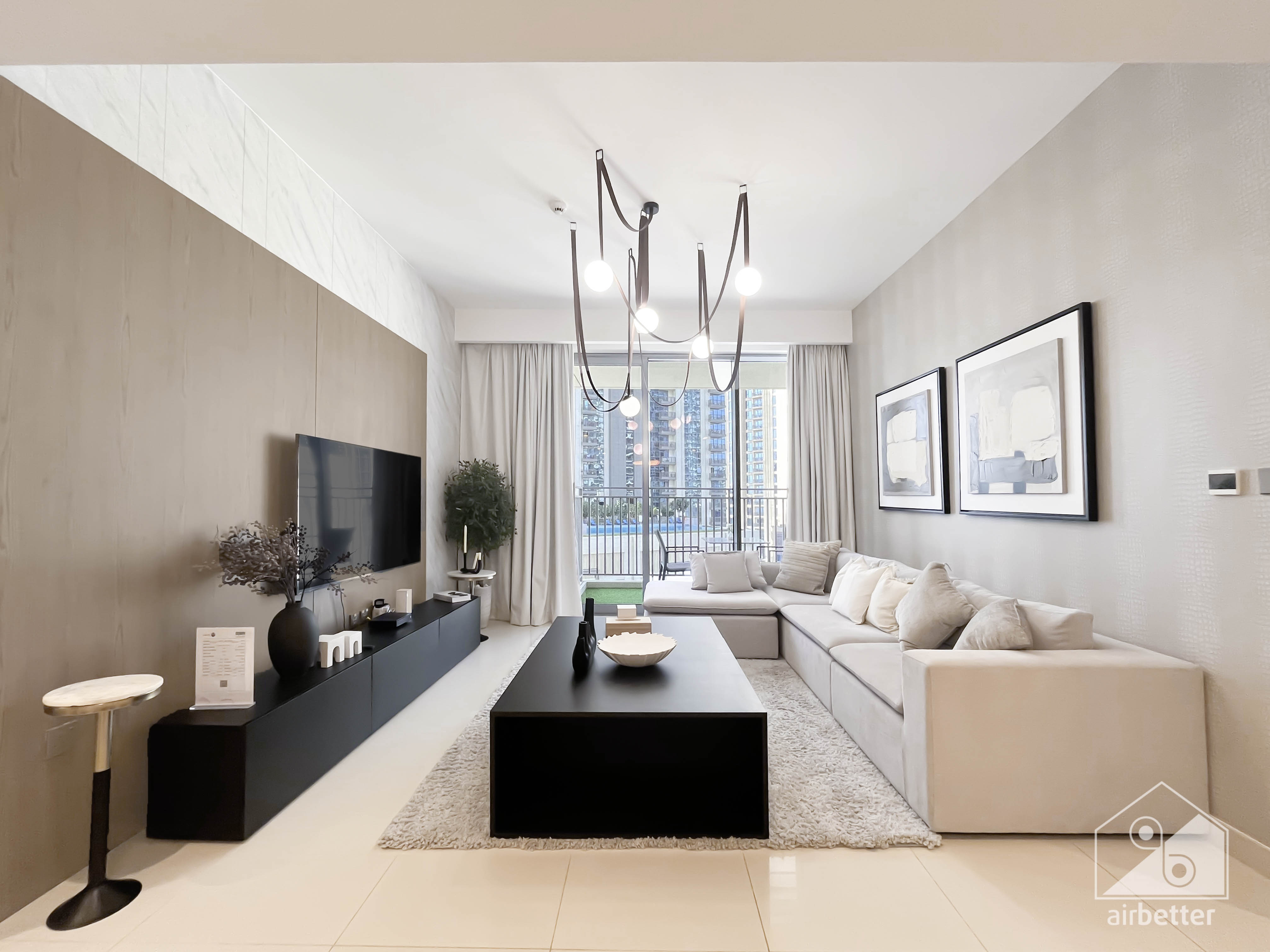 Luxurious 2BHK Dubai Creek fully furnished 2 Bed -ALL BILLS Inc. + FREE Parking & Wifi