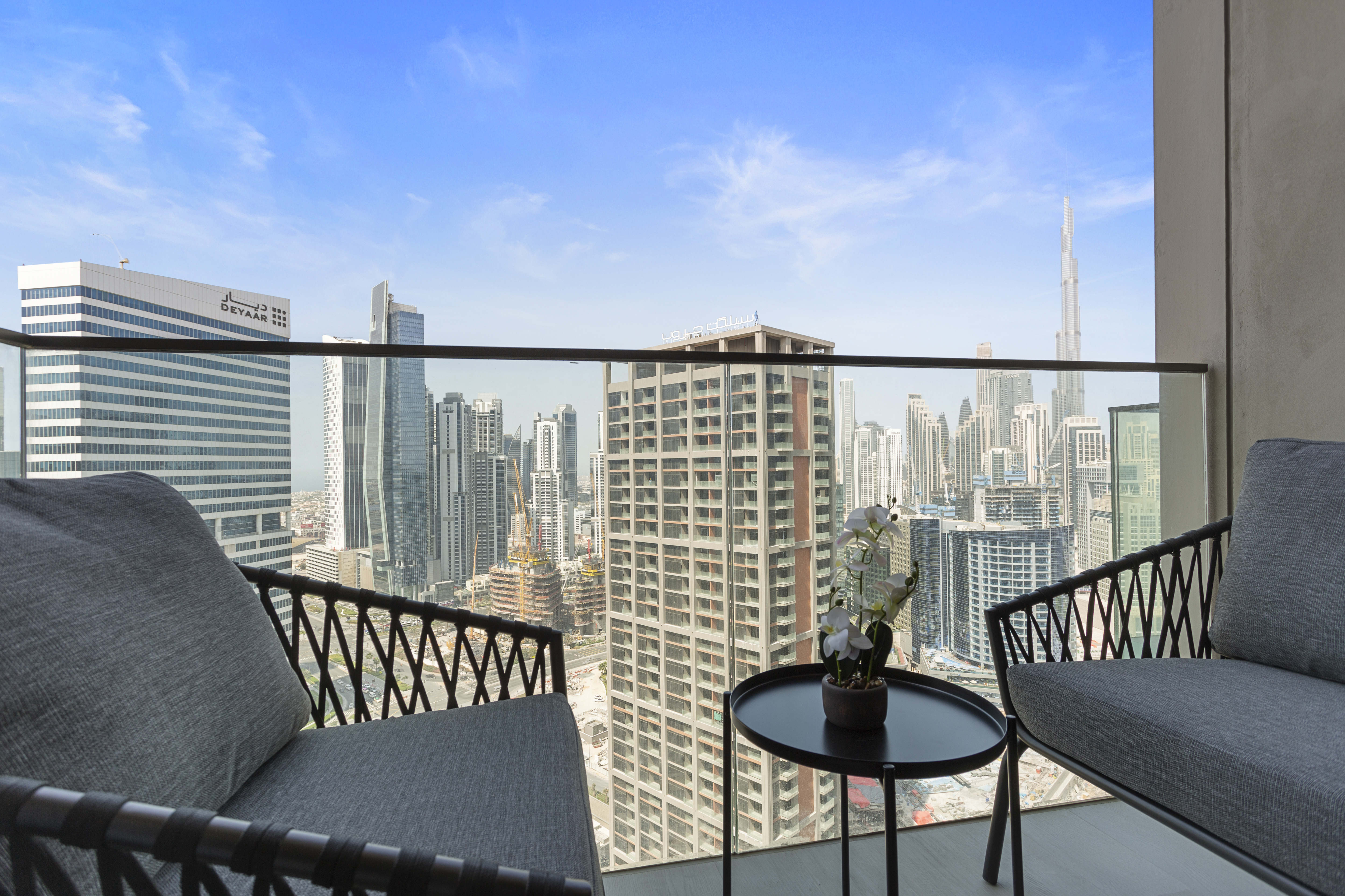 1BR in Peninsula | Burj Khalifa View | Sofa Bed | All Bills Included