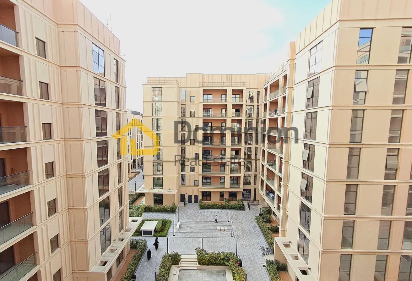 5% DP // Hand over 2025 // Free Hold // Opportunity Exclusive Amenities