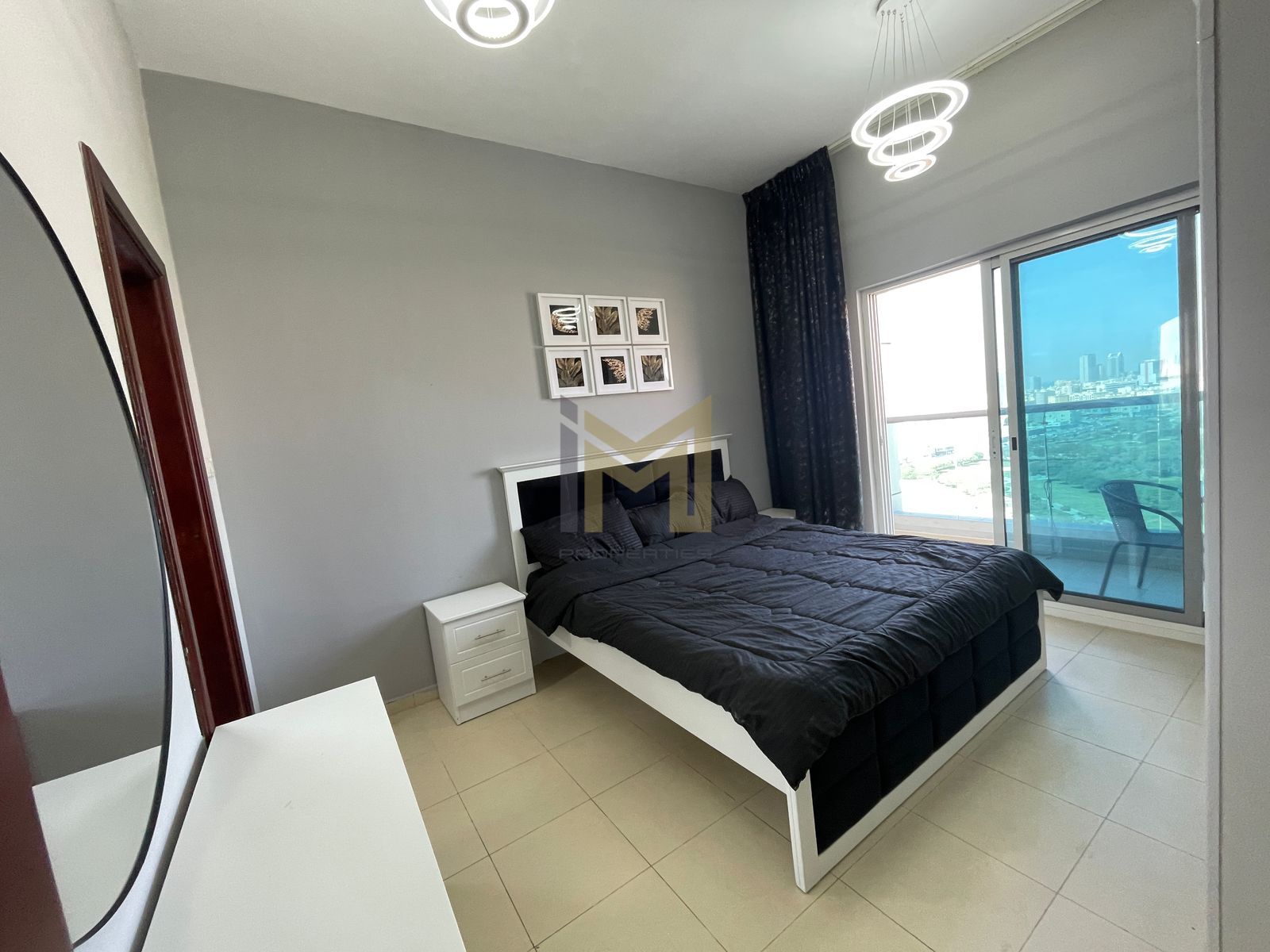 spacious and modern 2bhk fully furnished on prime location
