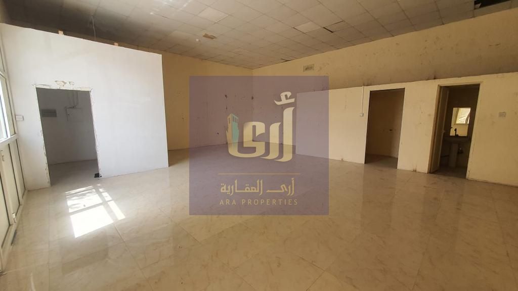 WAREHOUSE FOR RENT 1000/SQFT WITHOUT ELECTRICITY IN AL SAJAA SHARJAH