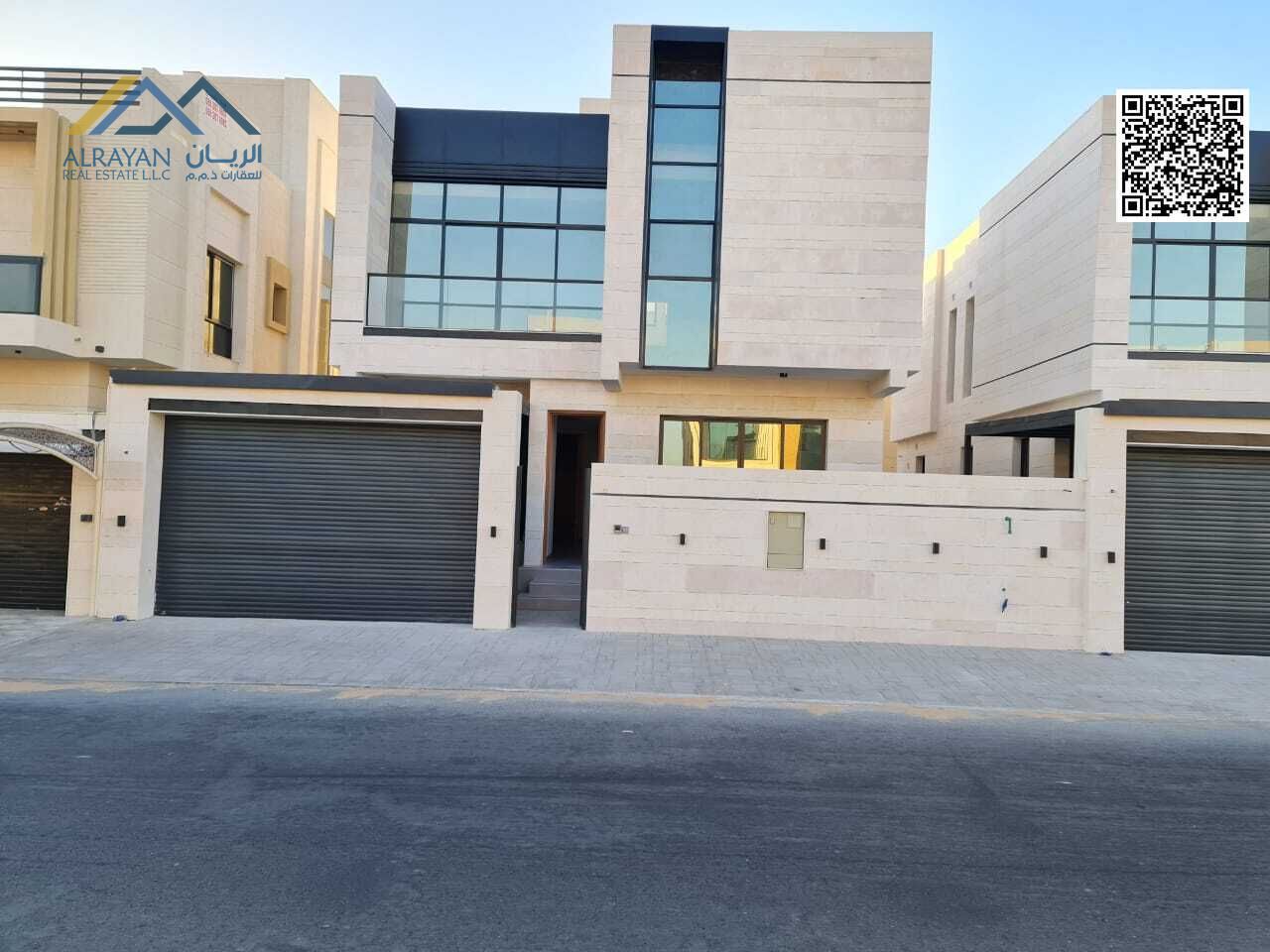 Ground, first, and roof floors, modern design, high-quality finishing, freehold, including registration and ownership fees.