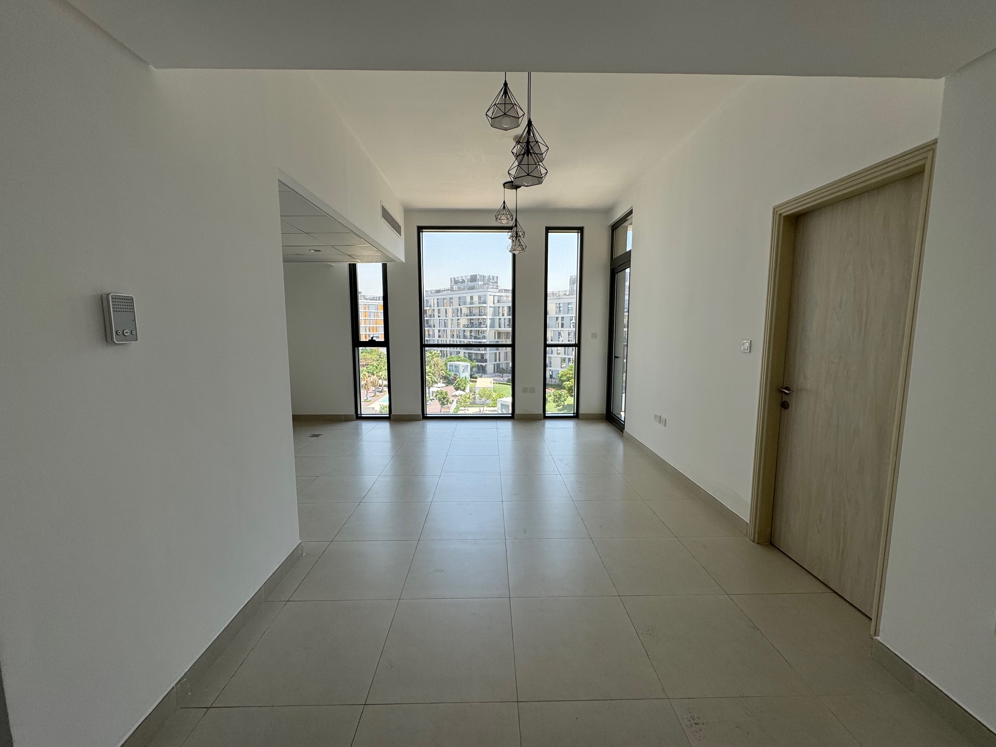 Spacious One Bed Apt | Ready To Move In | Midtown